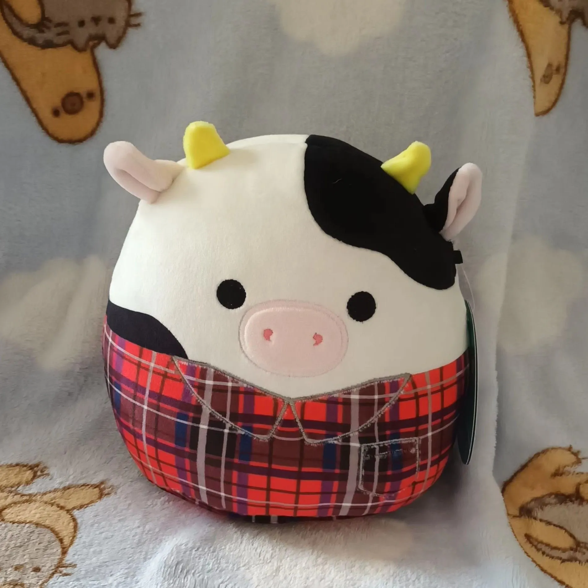Product image for Connor the moo moo 7/8" Squishmallows 