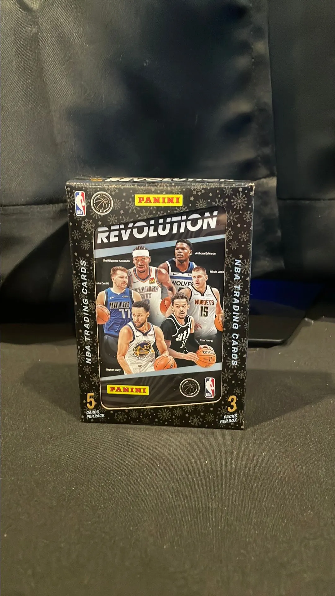 Product image for 2023/24 REVOLUTION BASKETBALL TIN