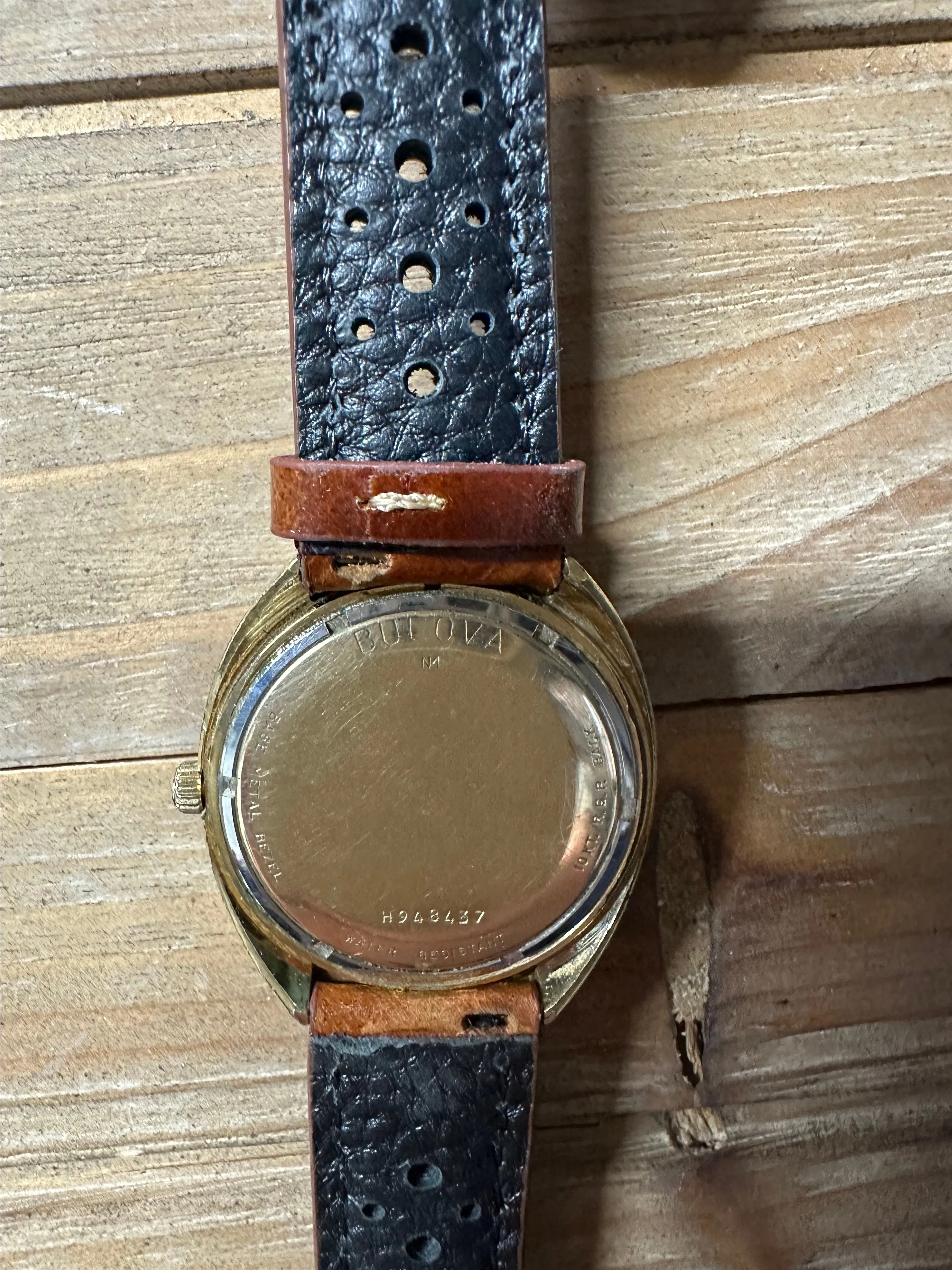 Listing Image Blurred Background