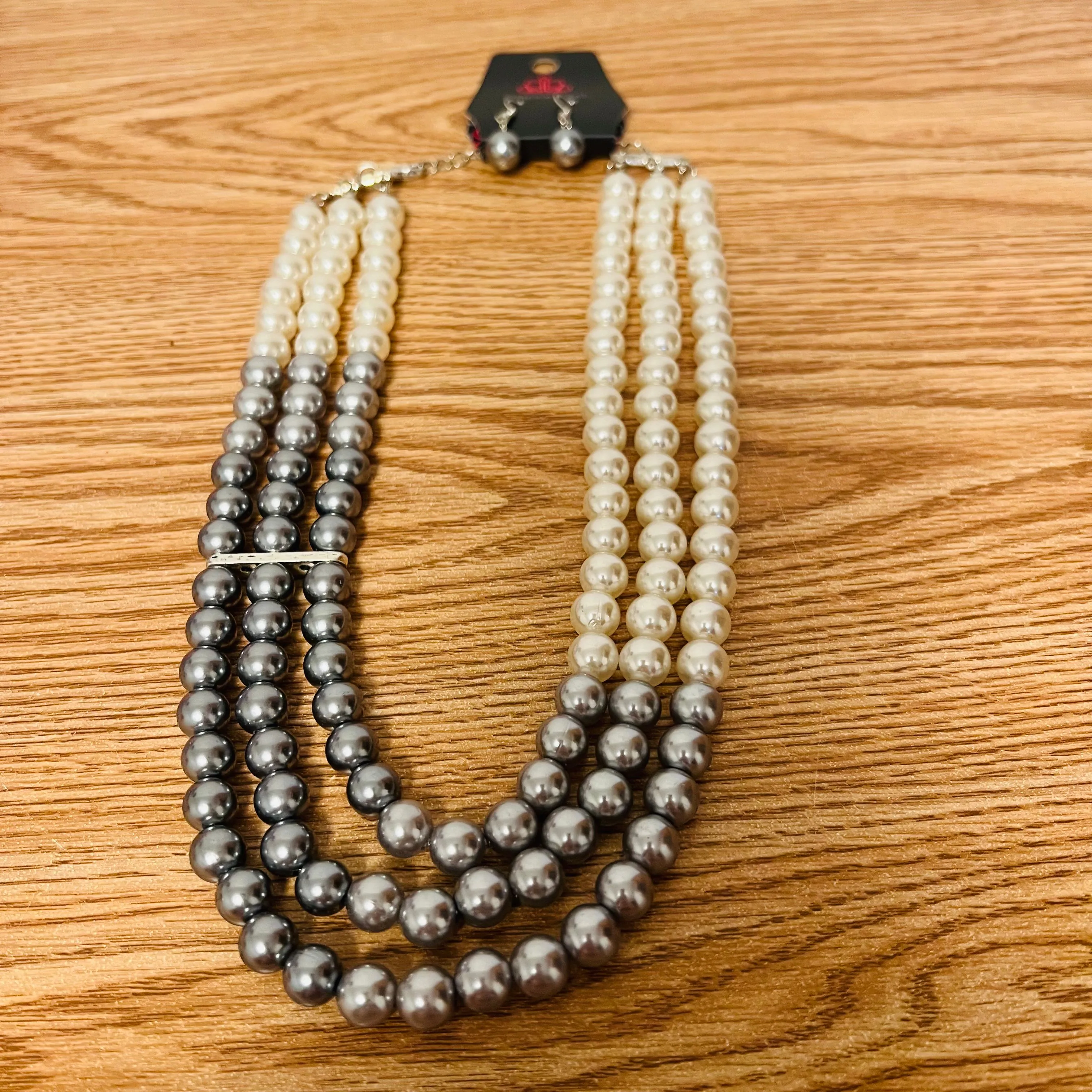 Product image for Paparazzi 3-layered Faux Pearl Necklace Chunky Pearl Beads Necklace  Condition: New Thank you for yo