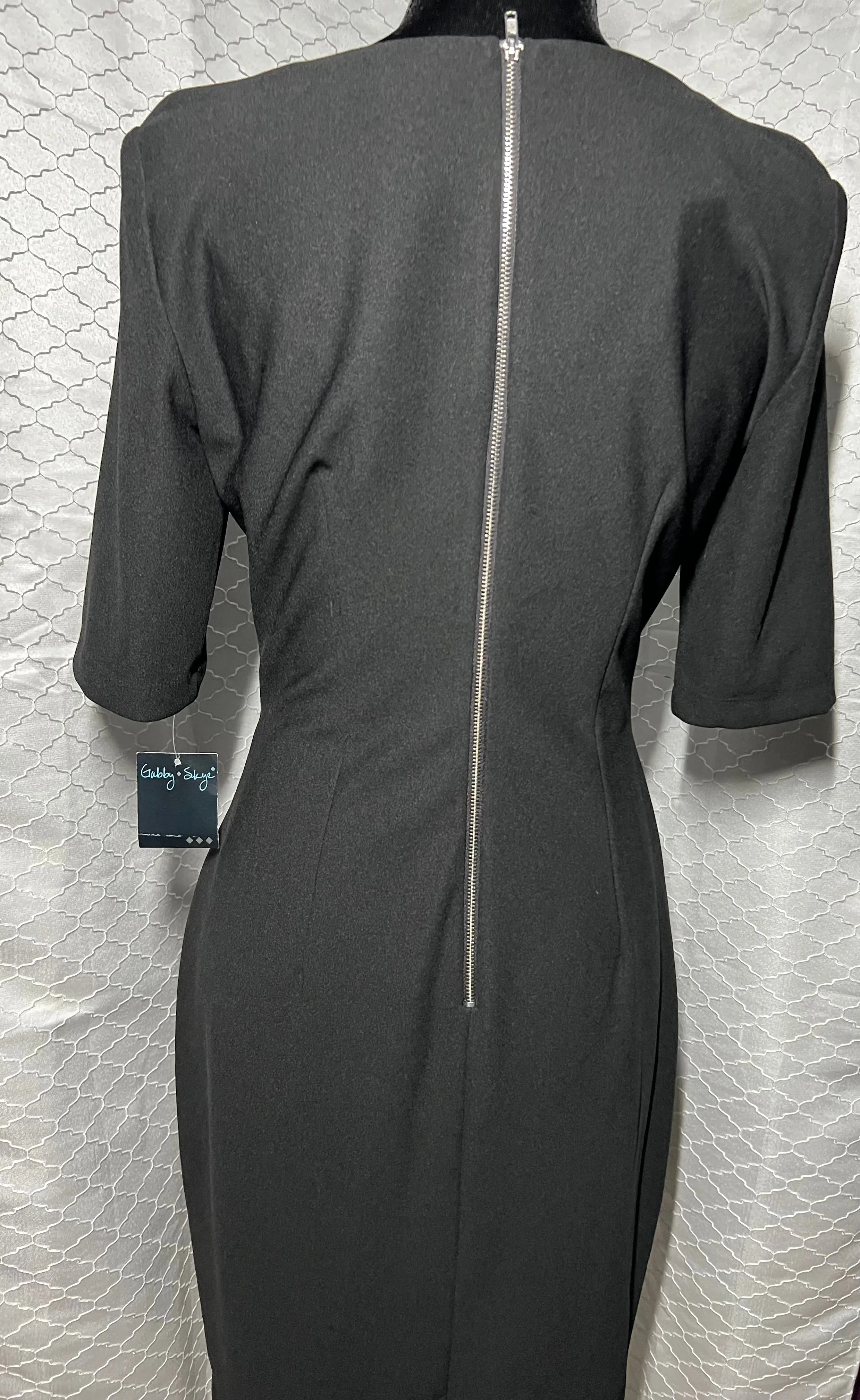 Listing Image Blurred Background