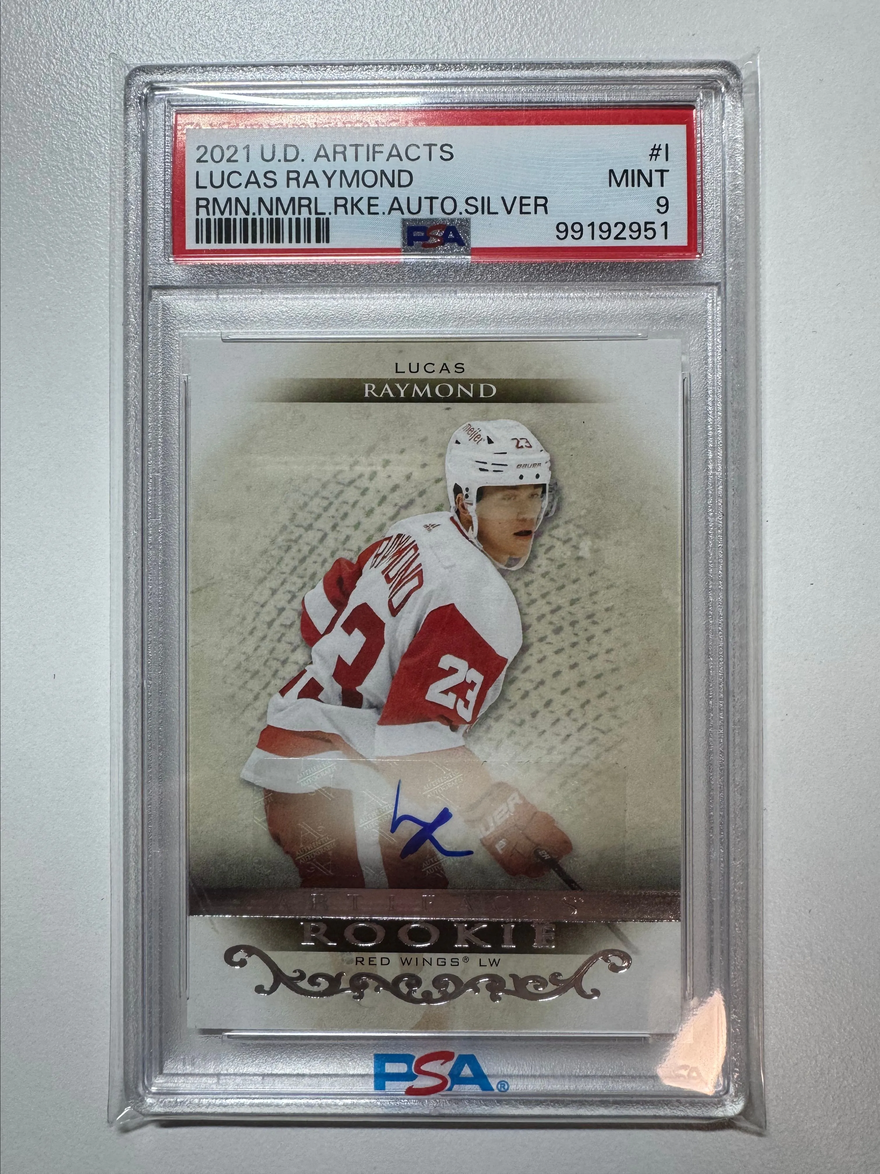 Product image for Lucas Raymond Rookie Artifacts Auto - low pop count - Offers on