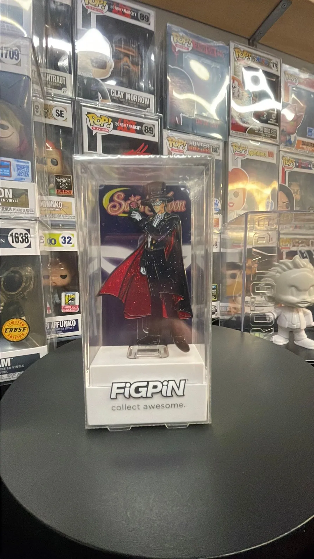 Product image for Tuxedo Mask NYCC limited to 1k