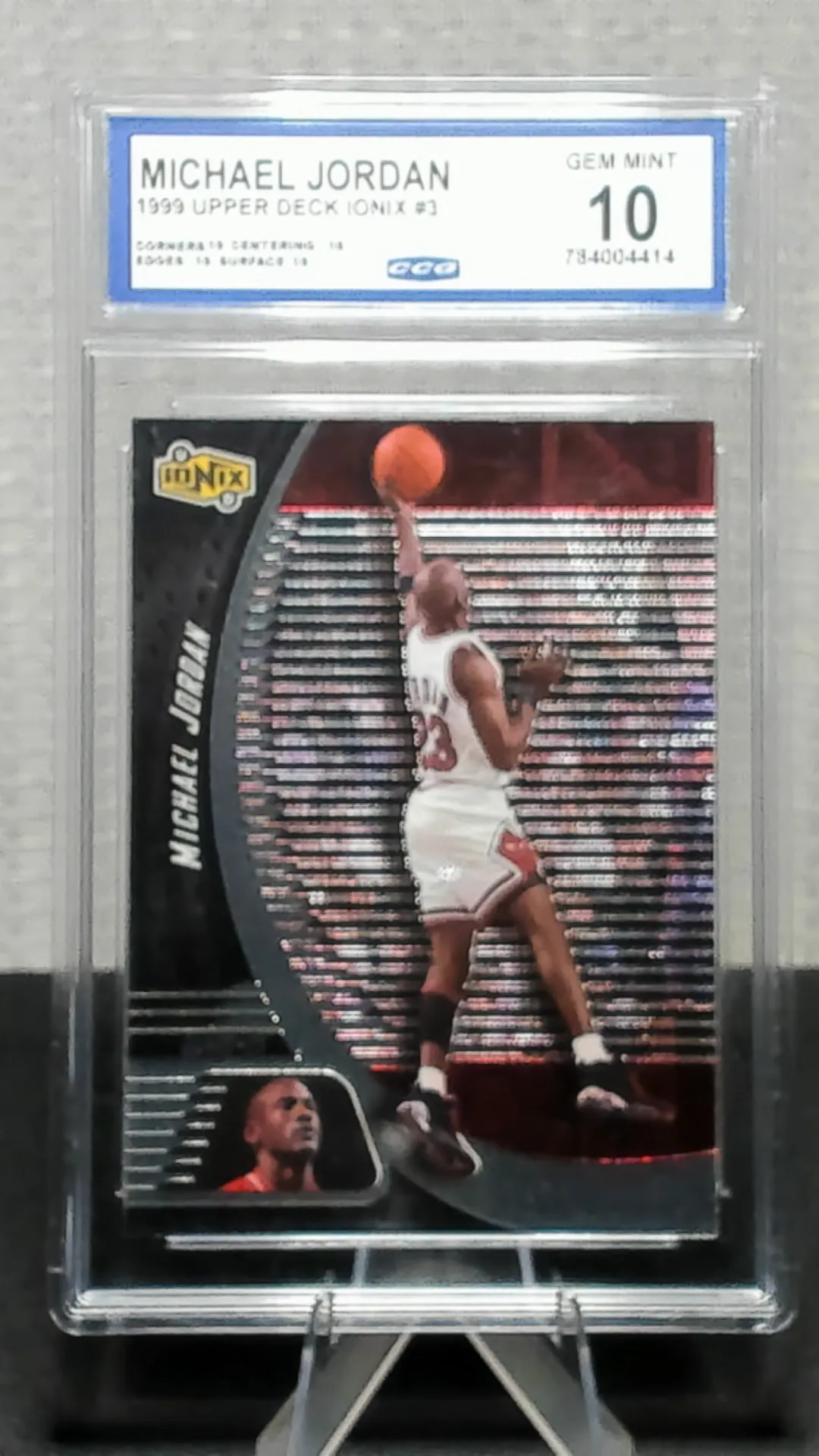 Product image for Michael Jordan 1999 Upper Deck Ionix CCG 10