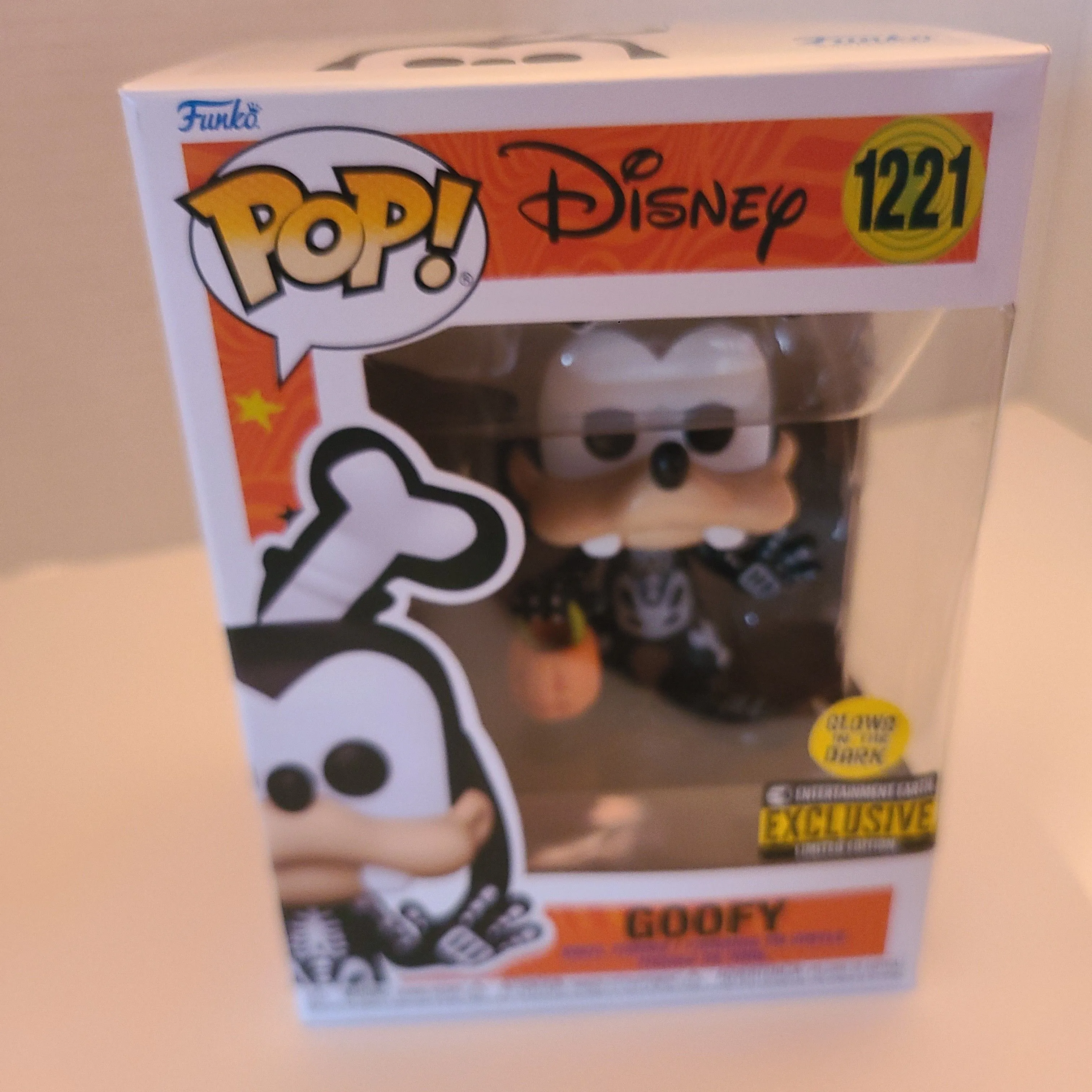 Product image for Goofy (Skeleton | Glow in the Dark)