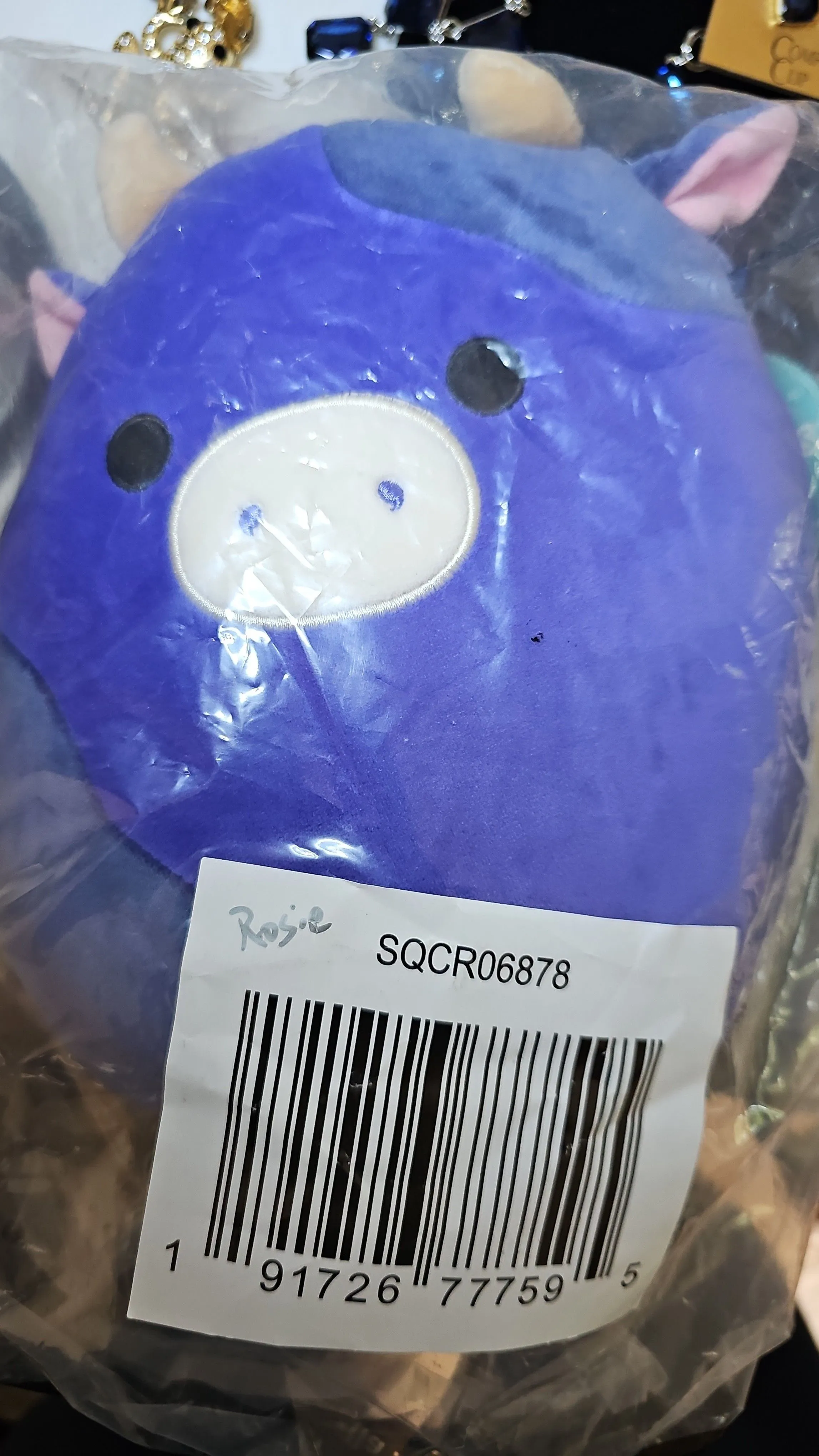 Product image for Ingred the Cow Squishmellow 
