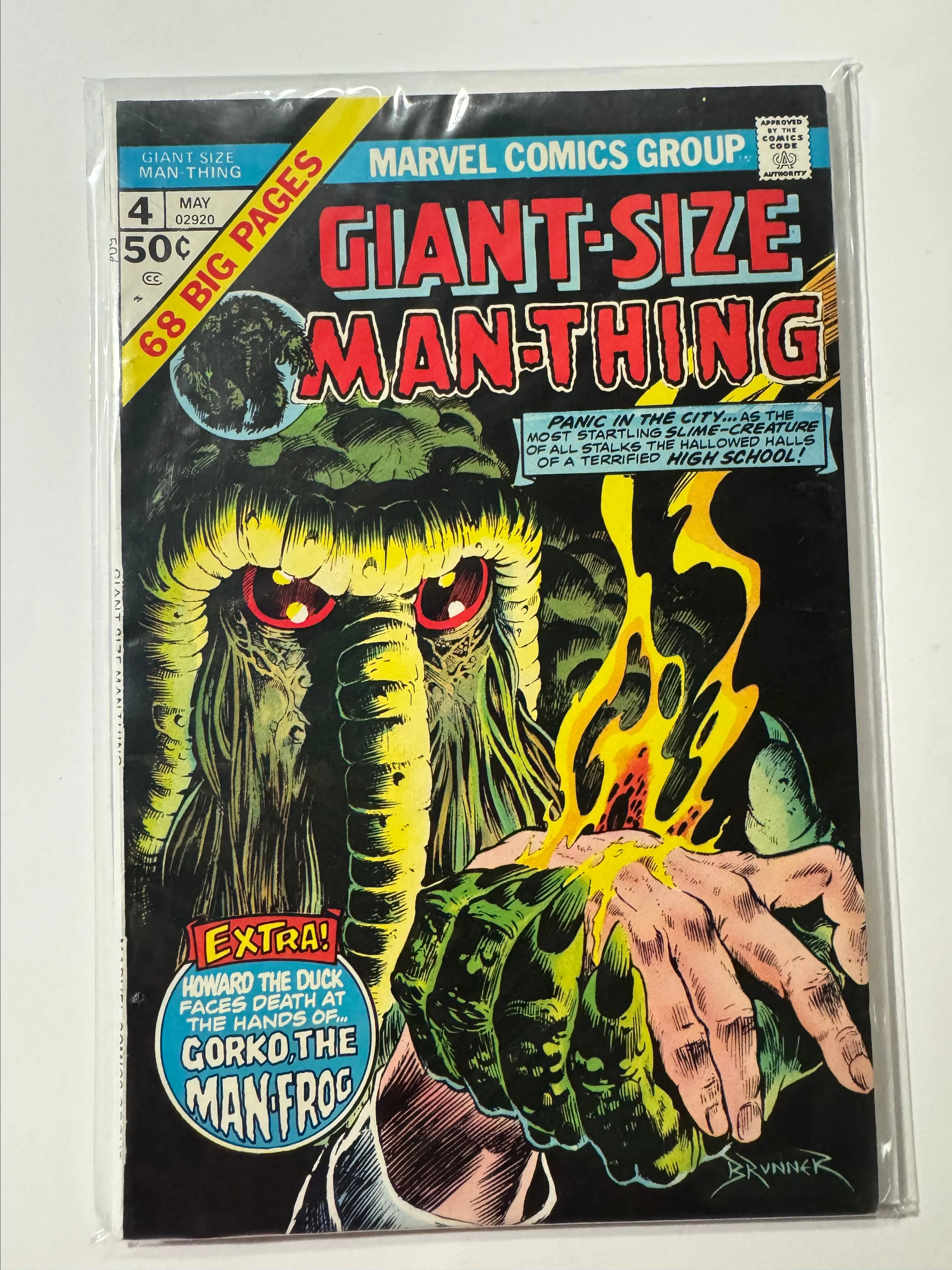 Product image for Giant-Size Man-Thing #4 – Early Solo Howard the Duck! Bronze Age Gem! FN/VF