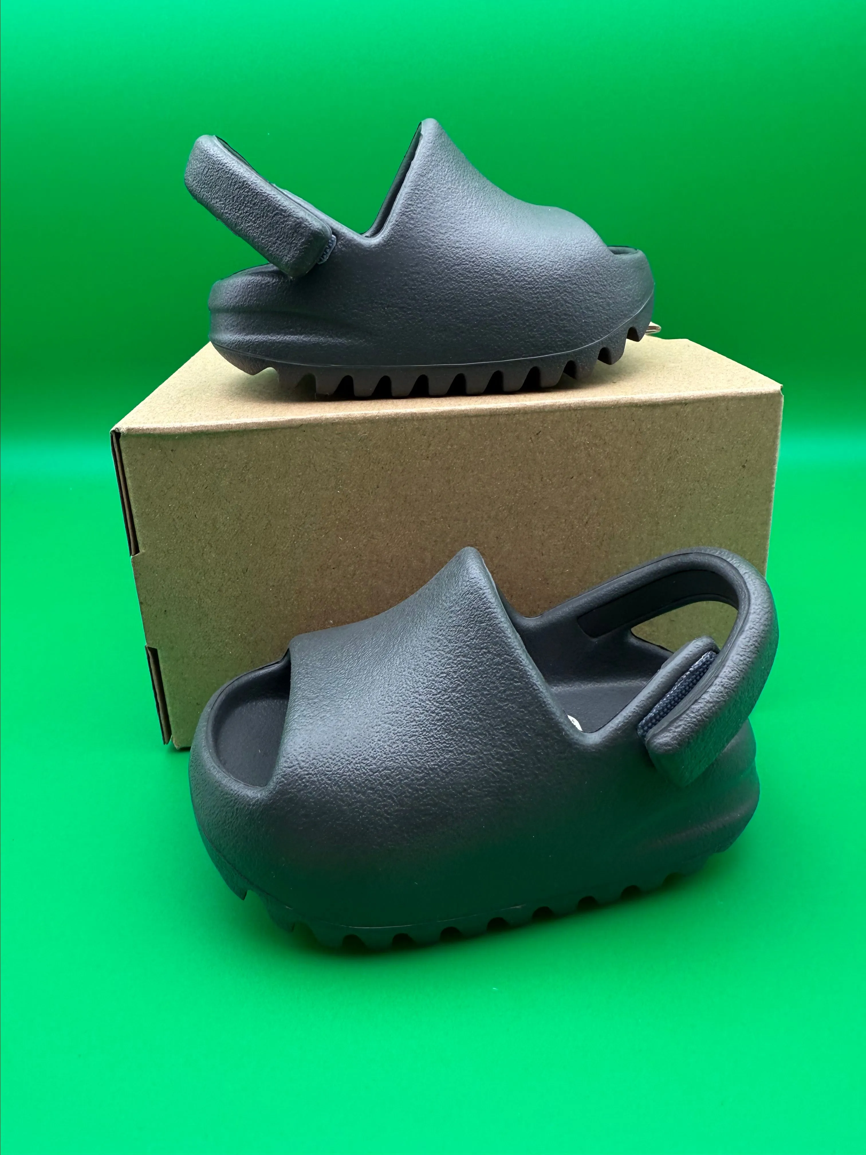 Product image for Yeezy Slide Infants Dark Onyx - buyers size choice - UK 3K/4K
