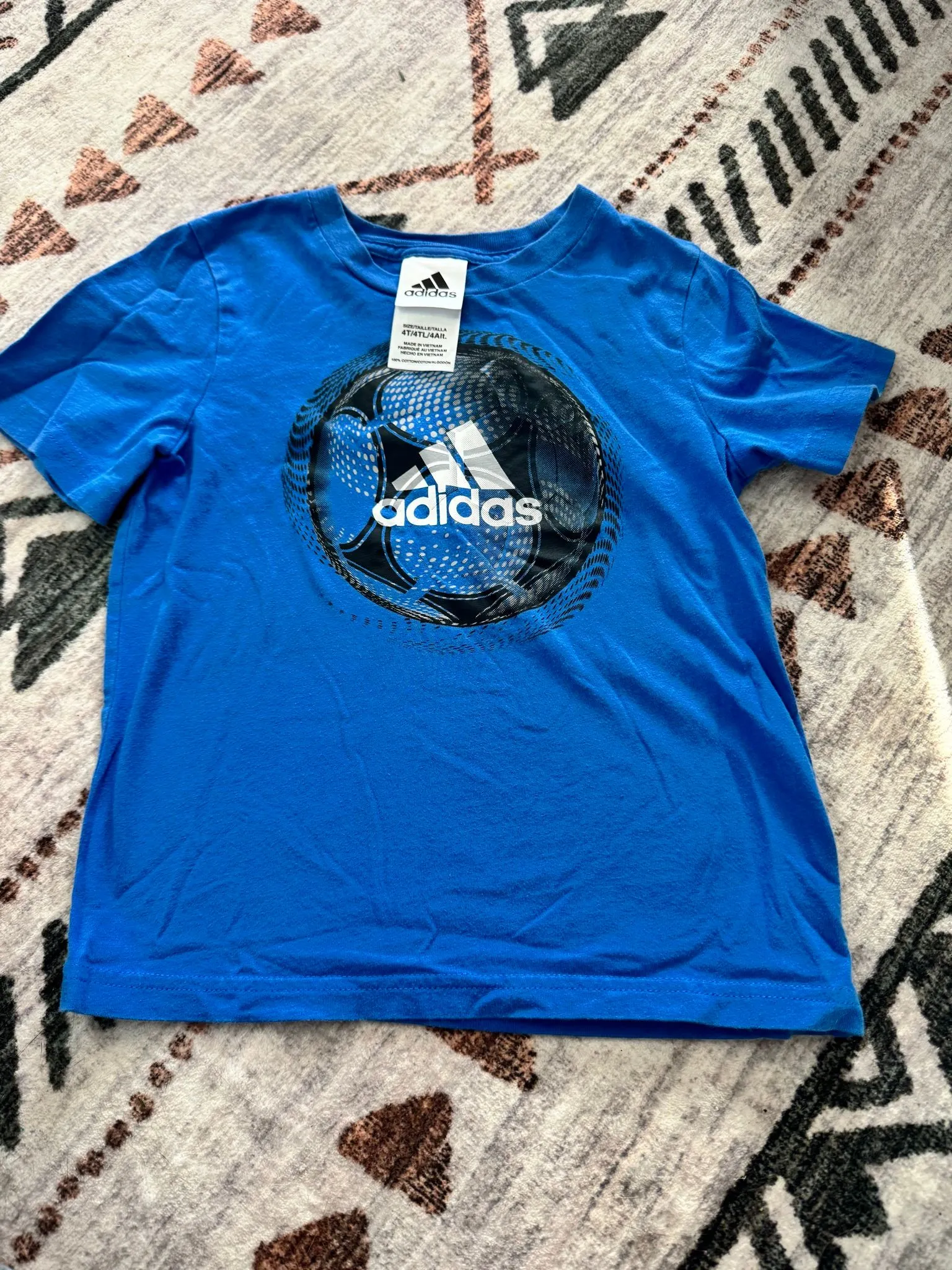 74fa870a-a08a-4863-a1bf-bd8b2d80eeae