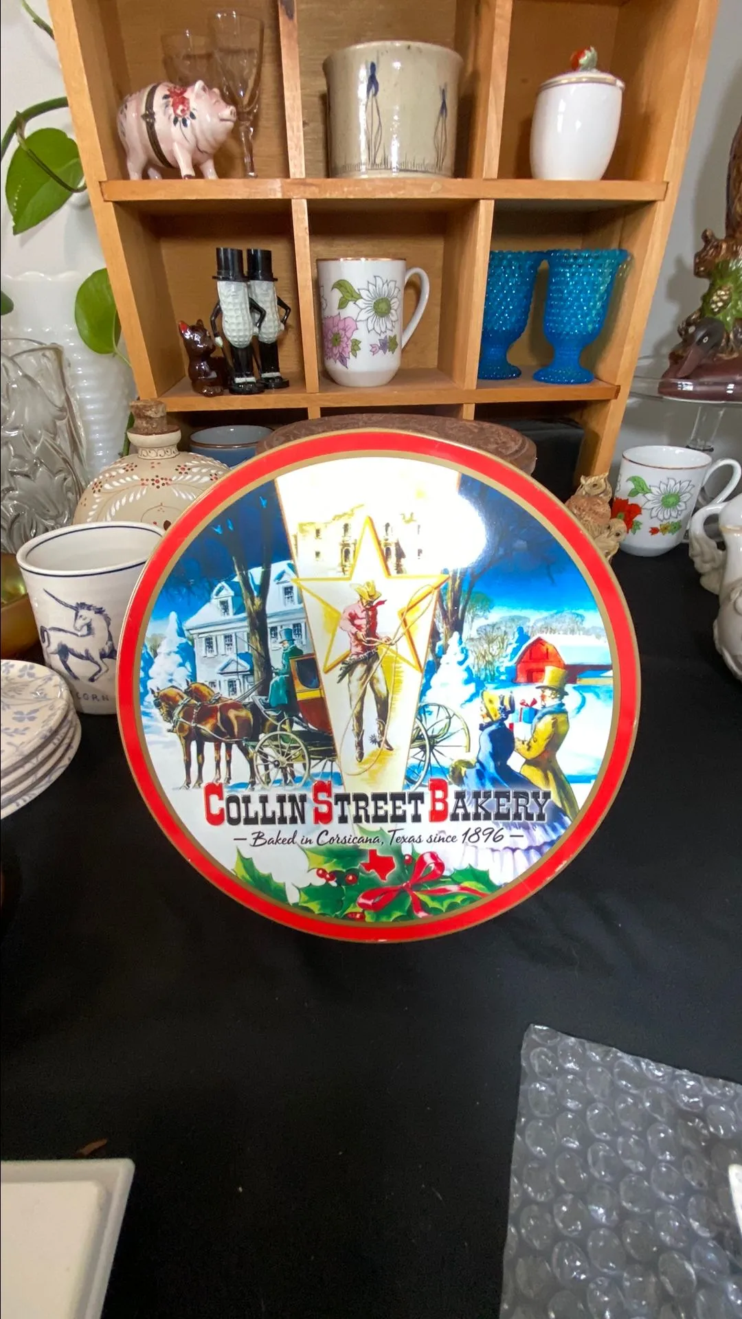 Product image for Collins Street Bakery Round Tin