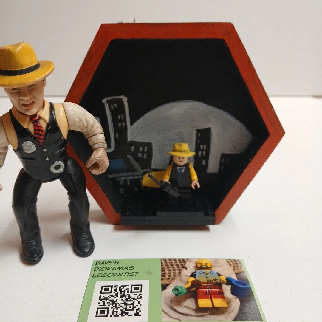 Product image for Dick Tracey Diorama