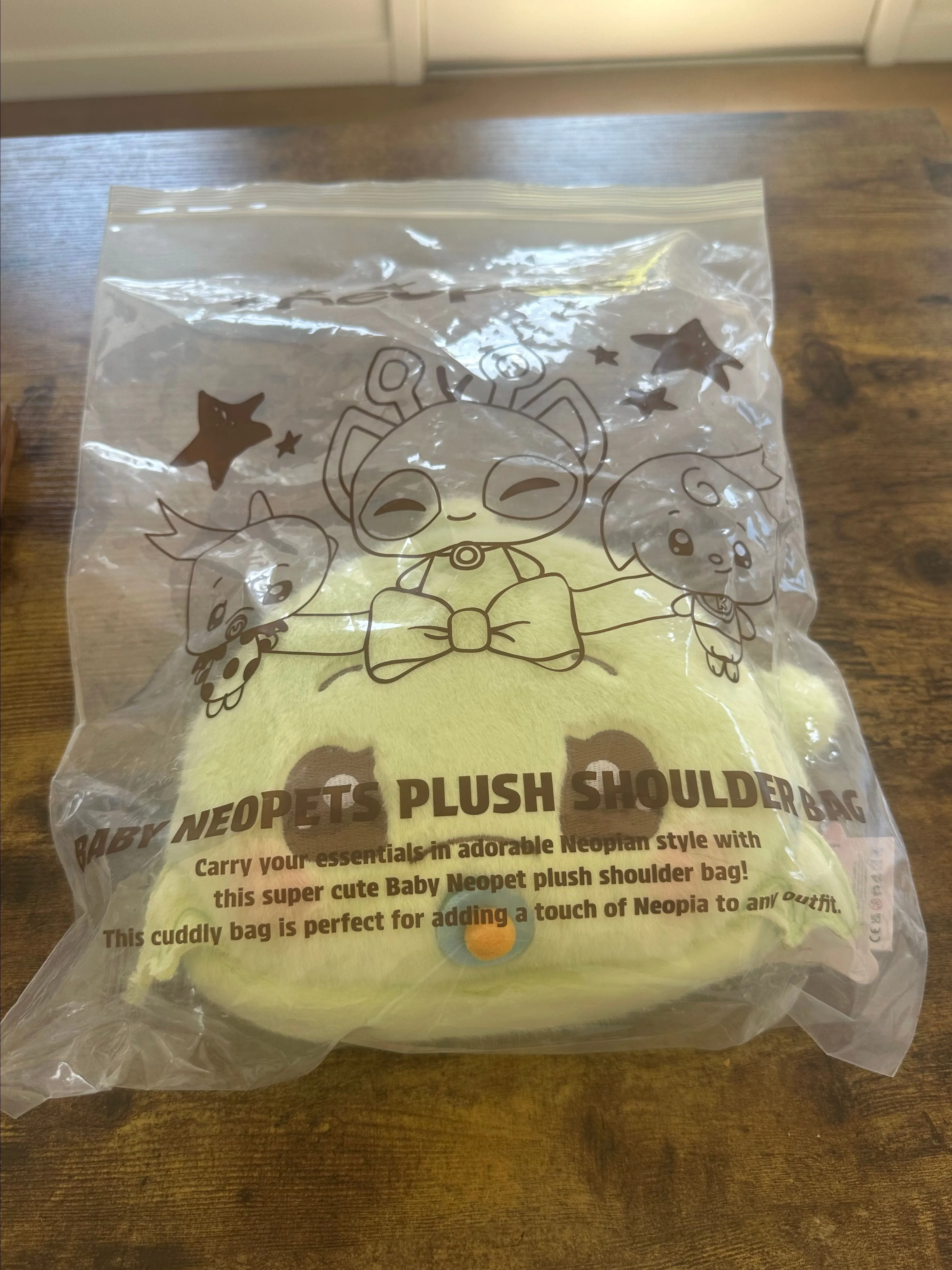 Product image for Shoyru Neopets Plush Shoulder Bag SDCC