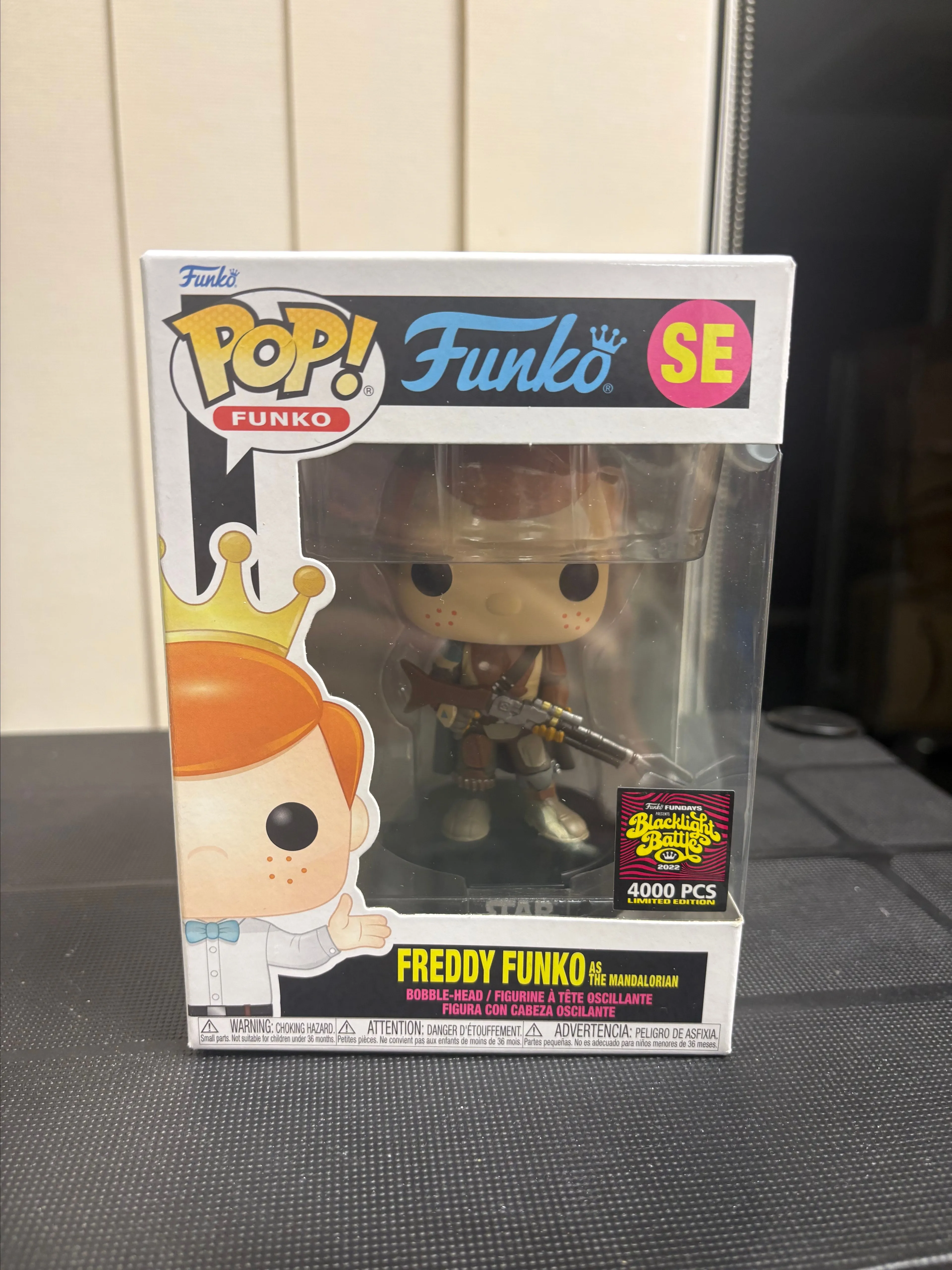Product image for Star Wars Freddy Funko as The Mandalorian 4,000 Pcs #SE