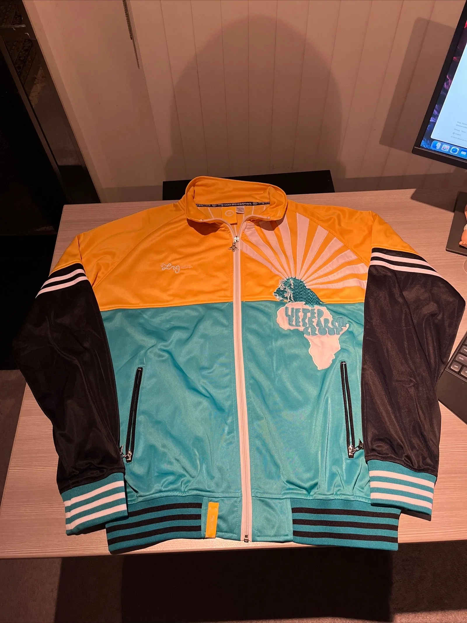 Product image for LRG Lifted Research Group Track Jacket XXL Full Zip Embroidered 26”x28 3/4”