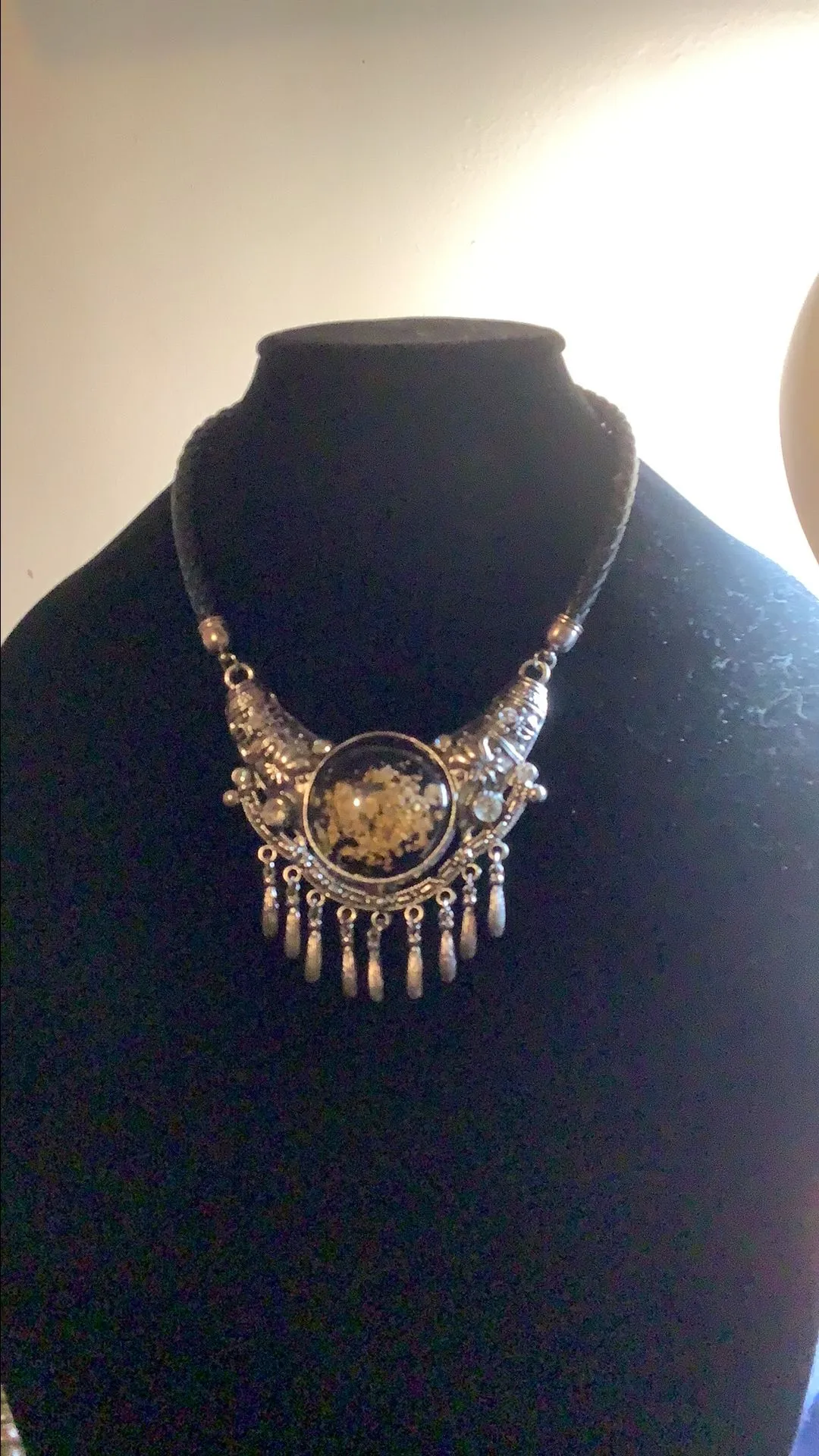 Product image for Resin w/faux leather straps Necklace