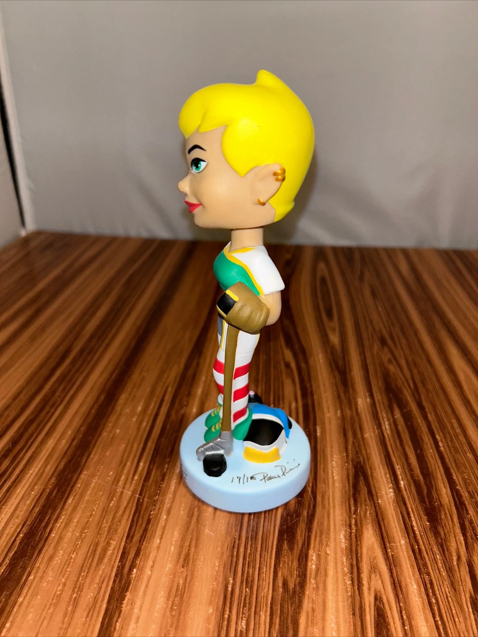 Listing Image Blurred Background