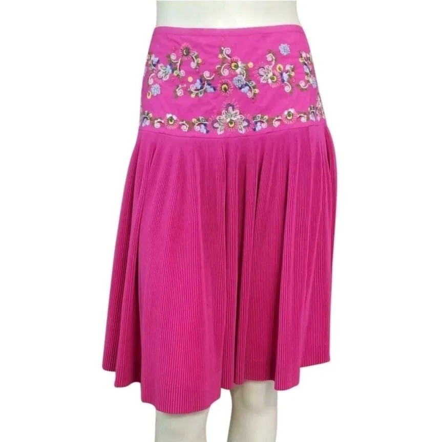 Product image for Oilily hot pink tightly pleated skirt with floral embroidery and beading // 34