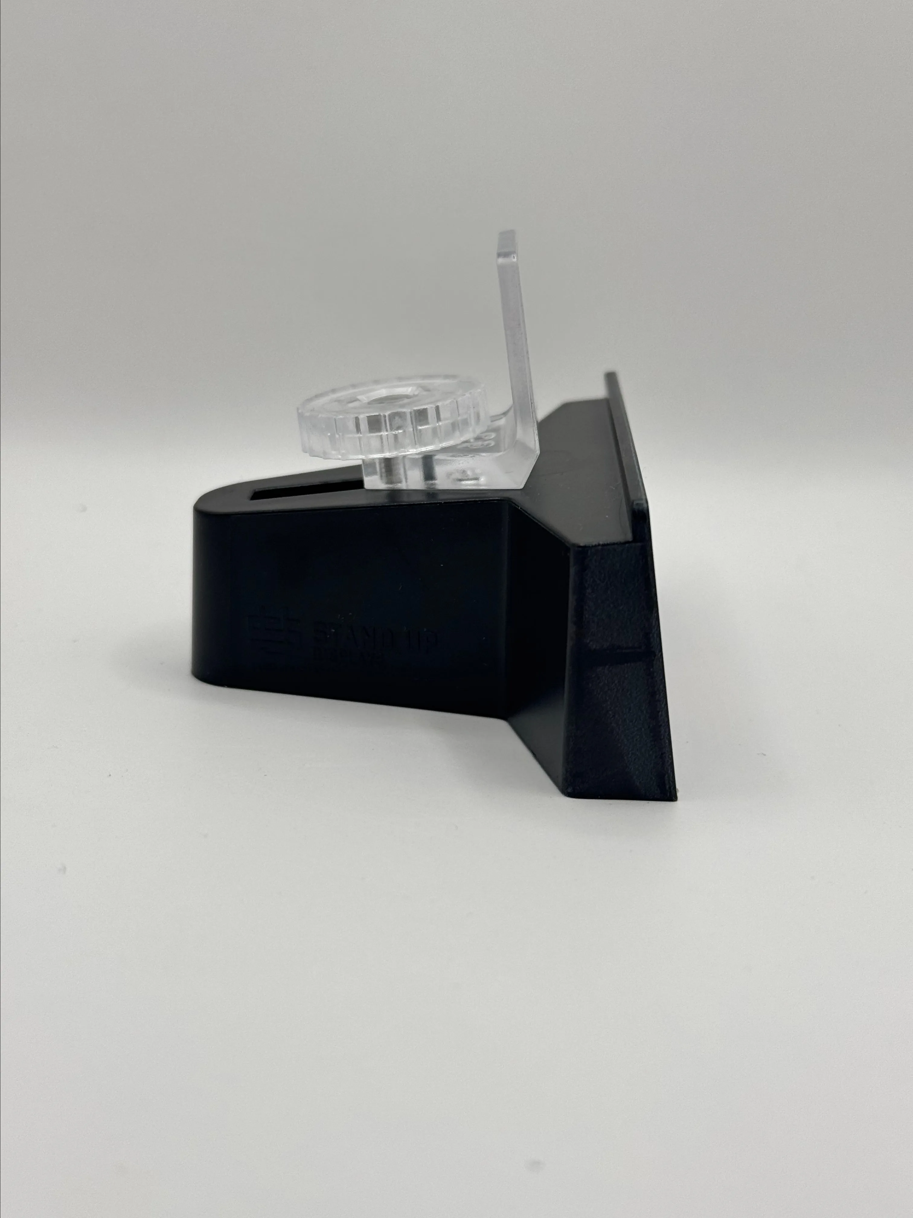 Listing Image Blurred Background