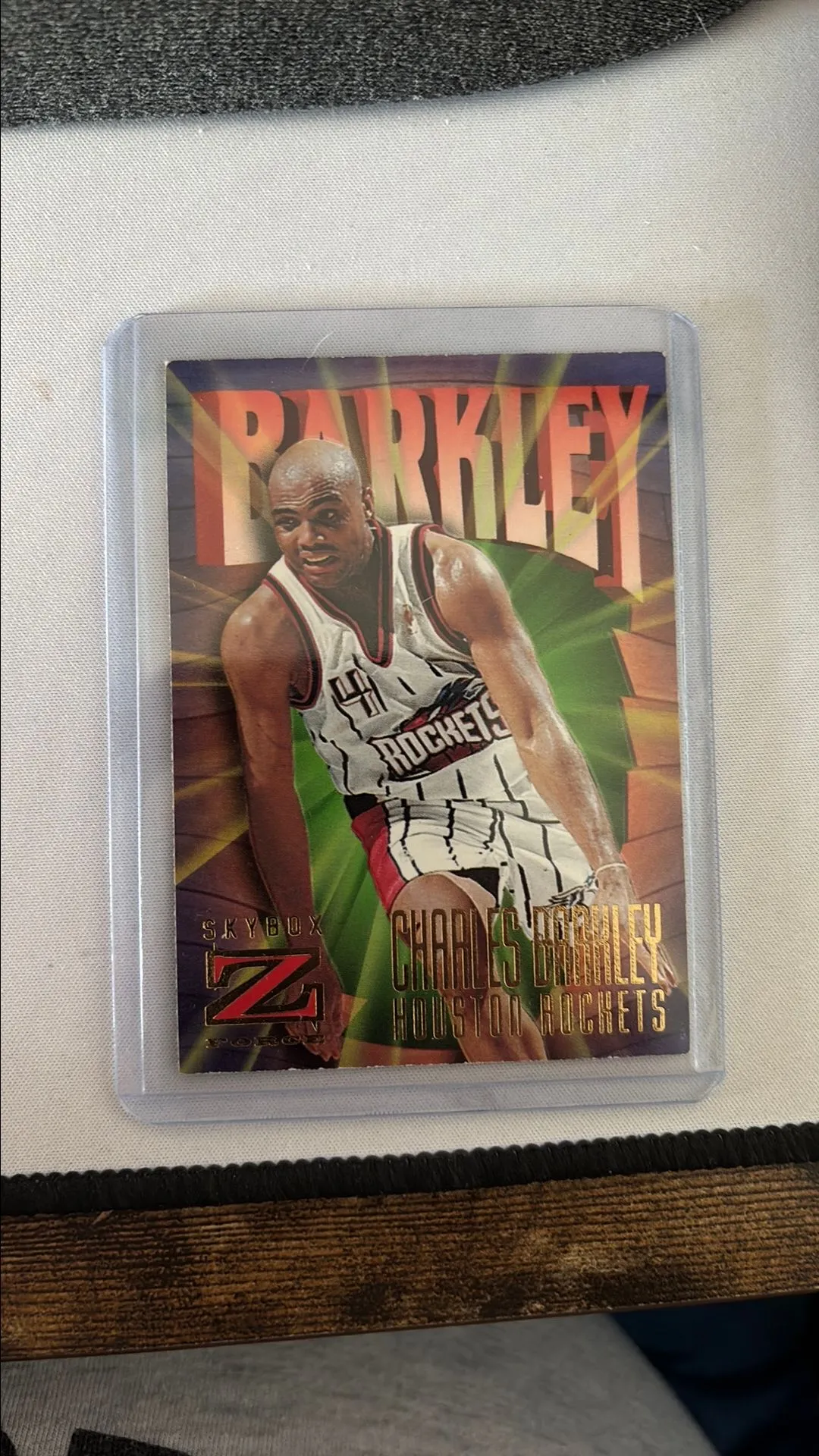 Product image for 1997 Skybox Z Force Charles Barkley card #111