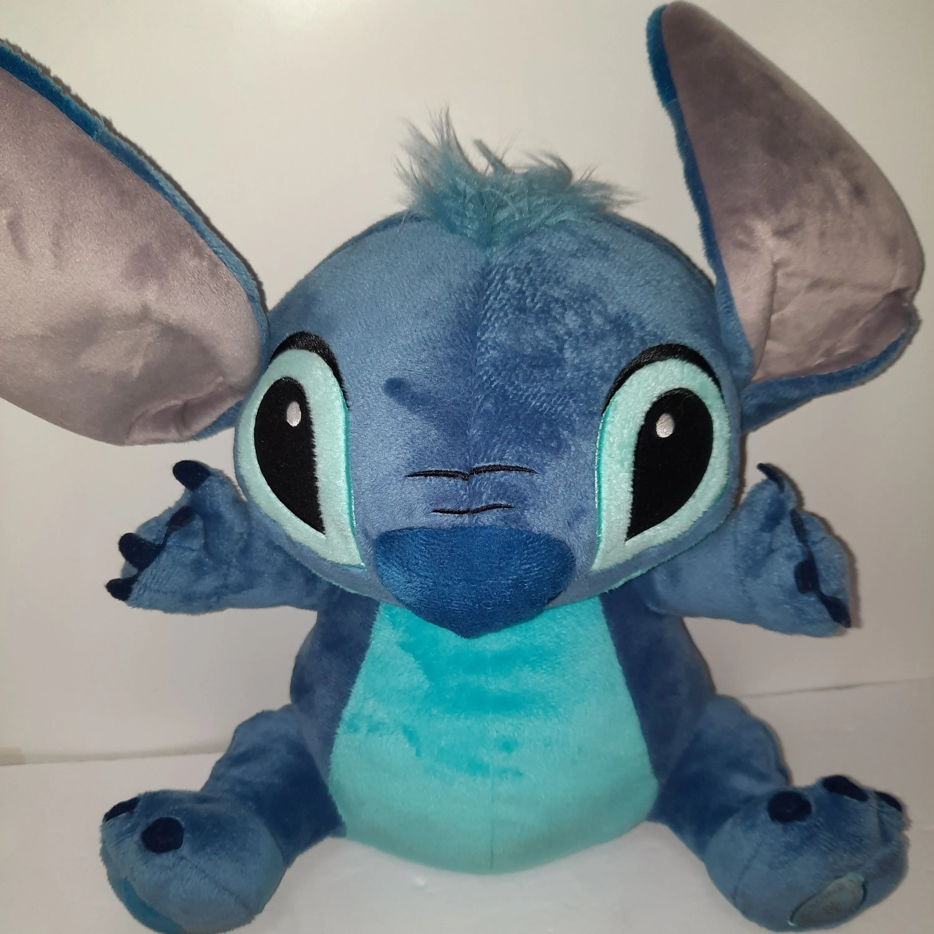 Product image for Stitch plushie,Disney