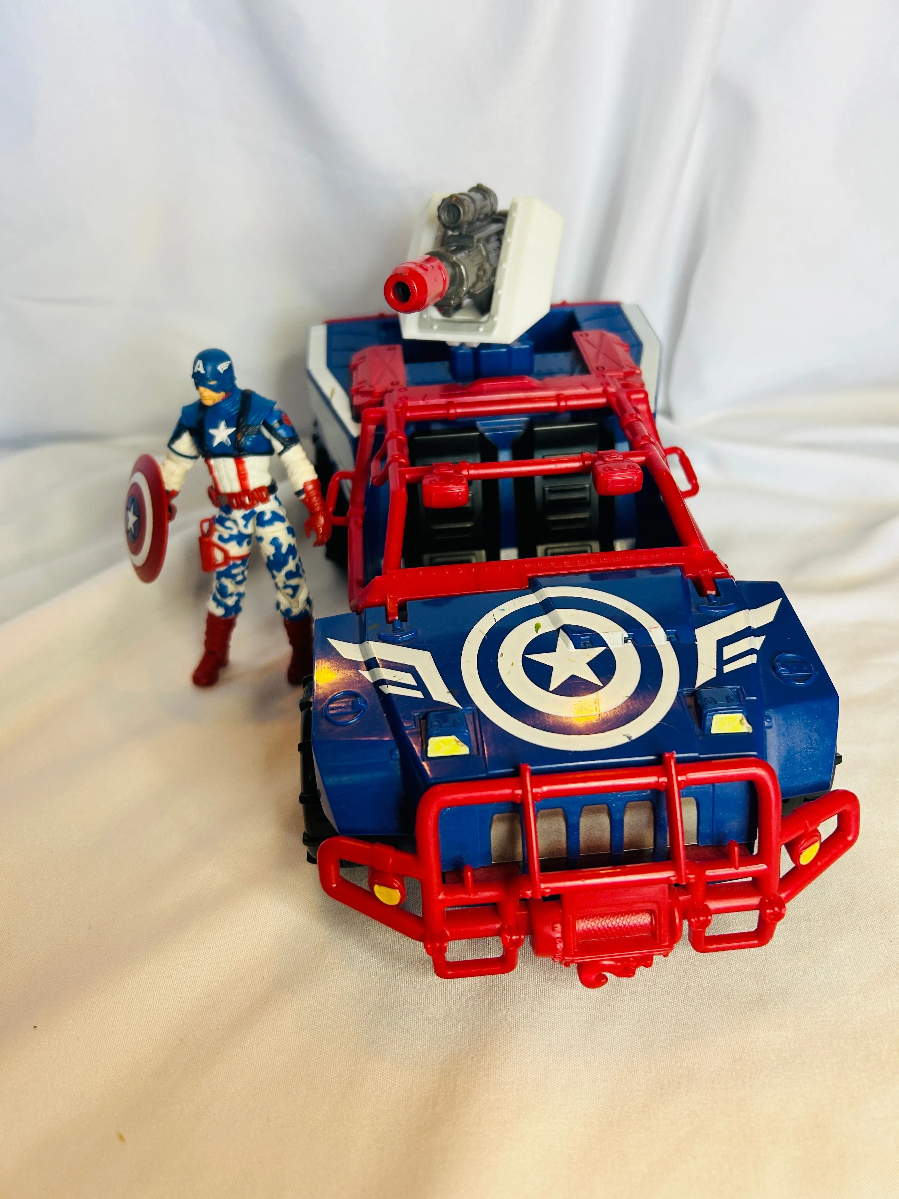 Product image for Captain America The First Avenger Assemble Shield Assault 4x4 Vehicle