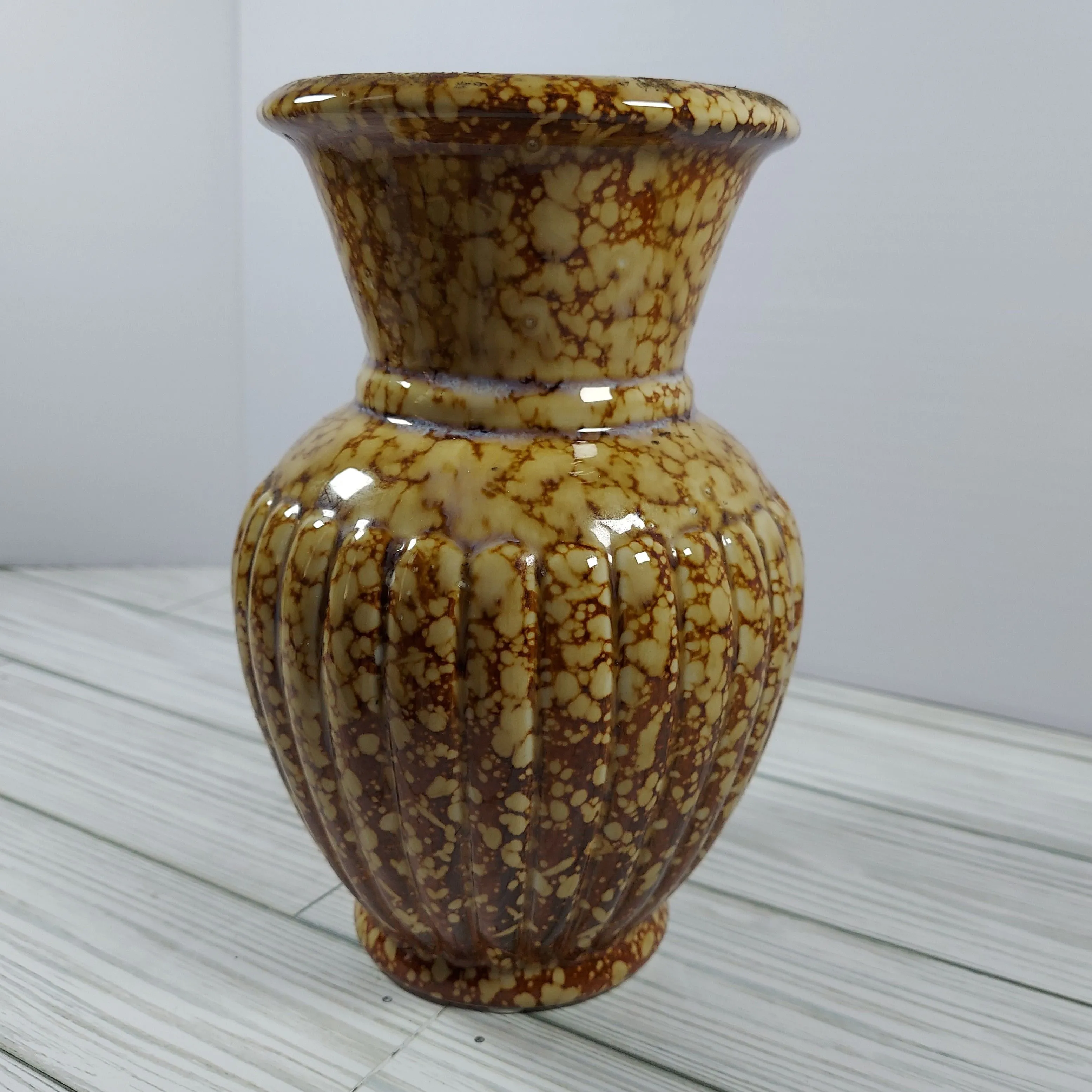 Product image for Mid-Century Handmade Ceramic Vase displaying Sea Shell Like Speckled Pattern