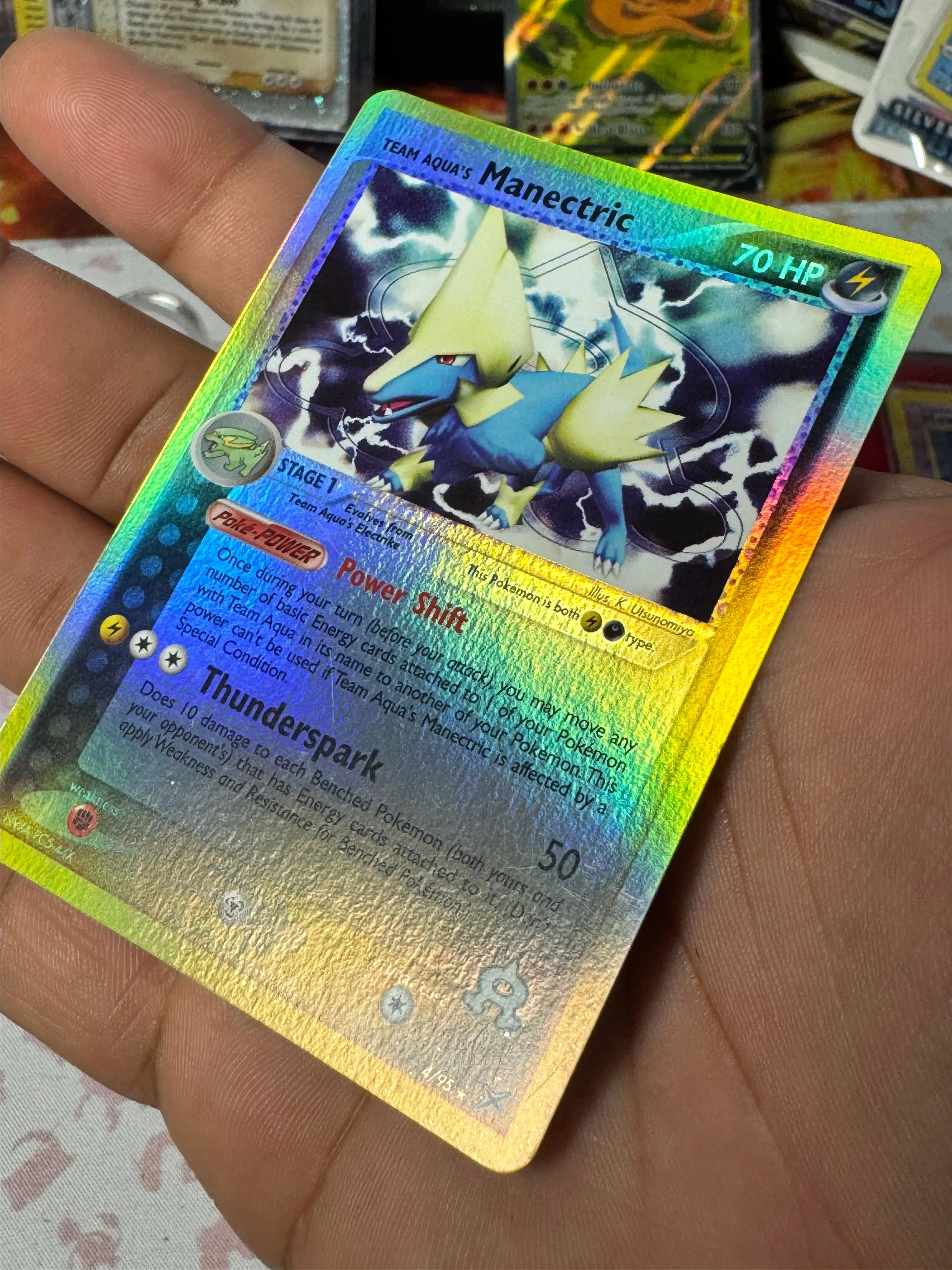 Product image for Team Aqua's Manectric (4) Rev Holo LP