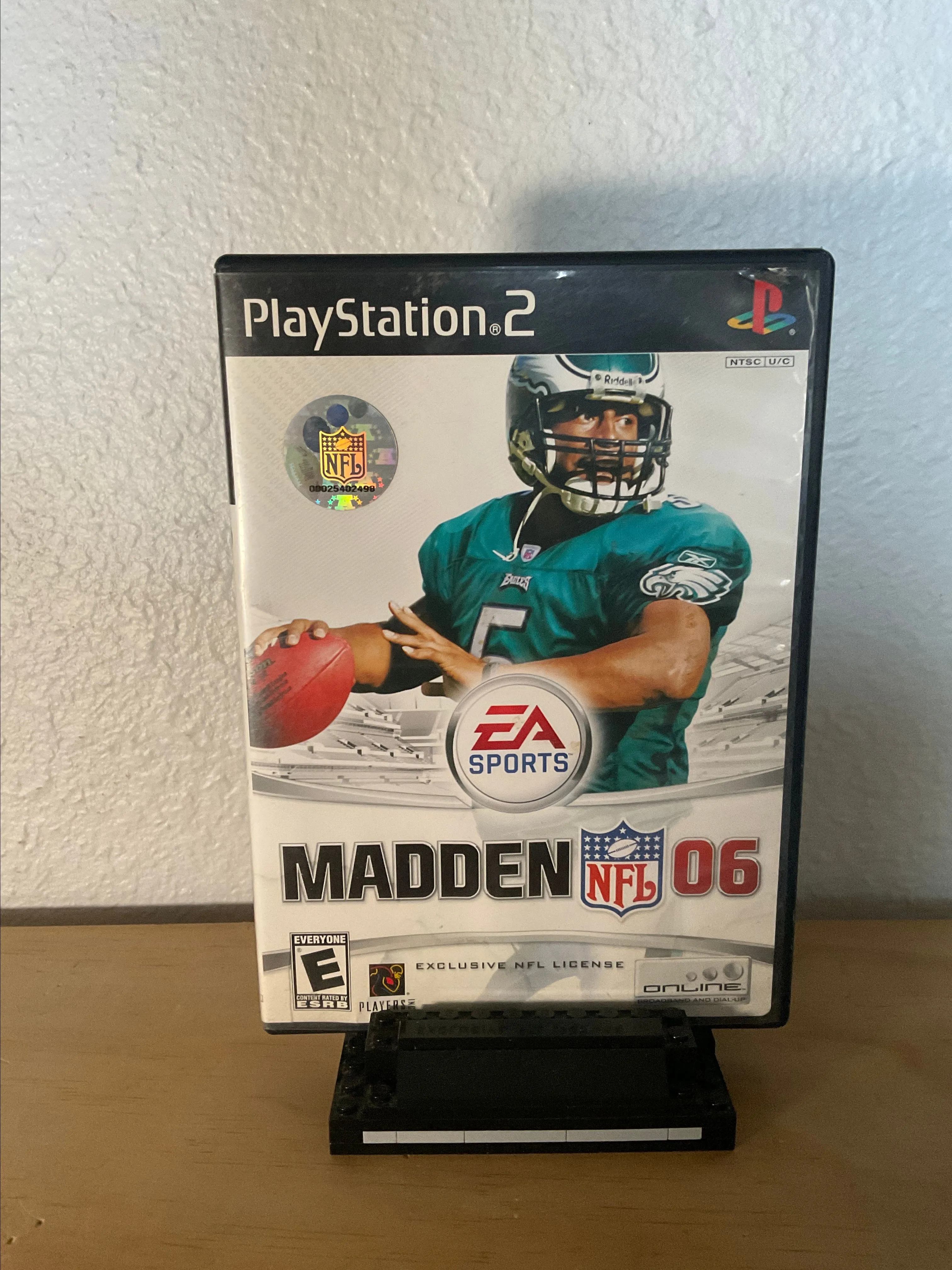 Product image for PLAYSTATION 2 - MADDEN 2006 - DONAVON MCNABB - PHILADELPHIA EAGLES