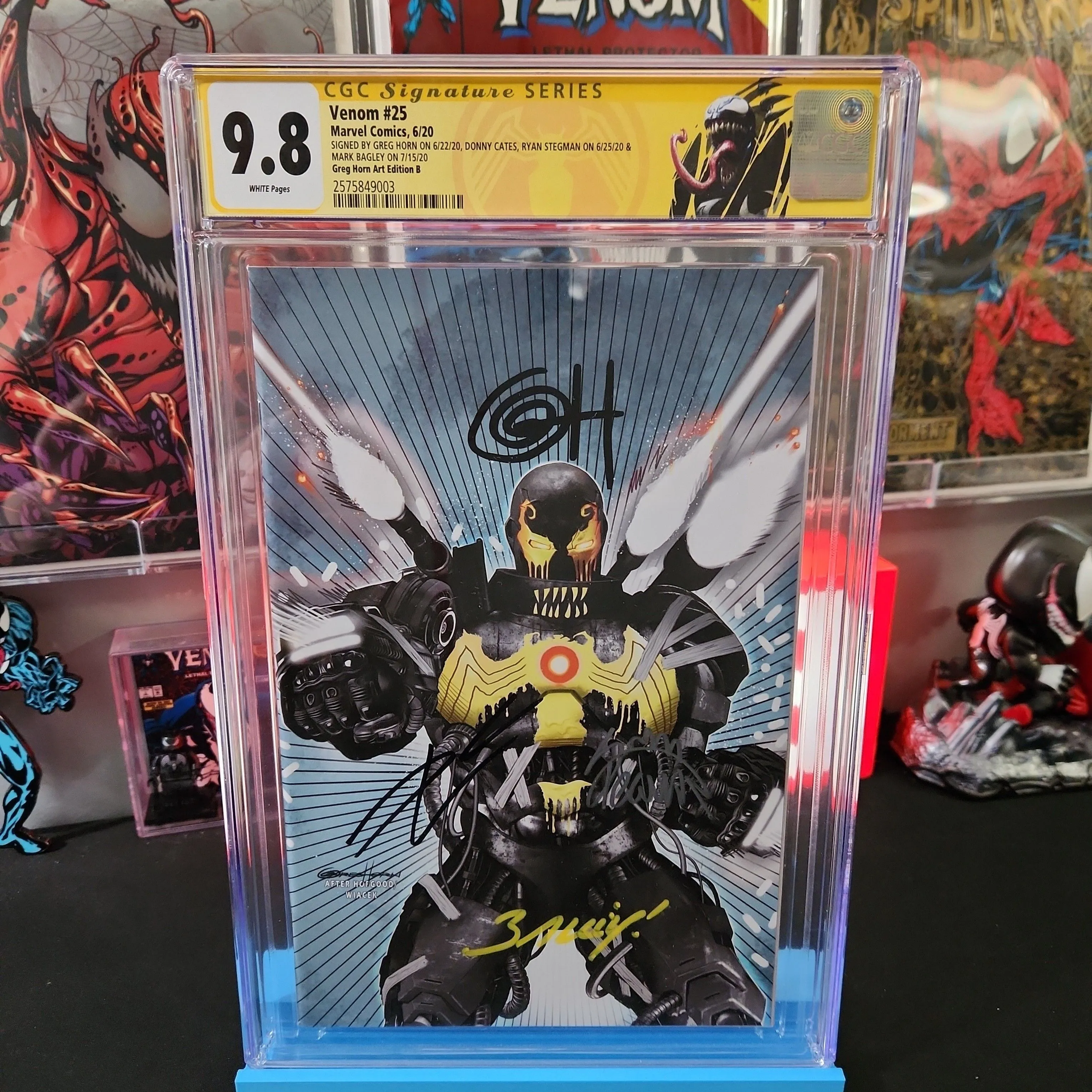 Product image for VENOM #25🔑✒️(CGC SS 9.8) 4X SIGNED BY MARK BAGLEY, RYAN STEGMAN, DONNY CATES & GREG HORN 