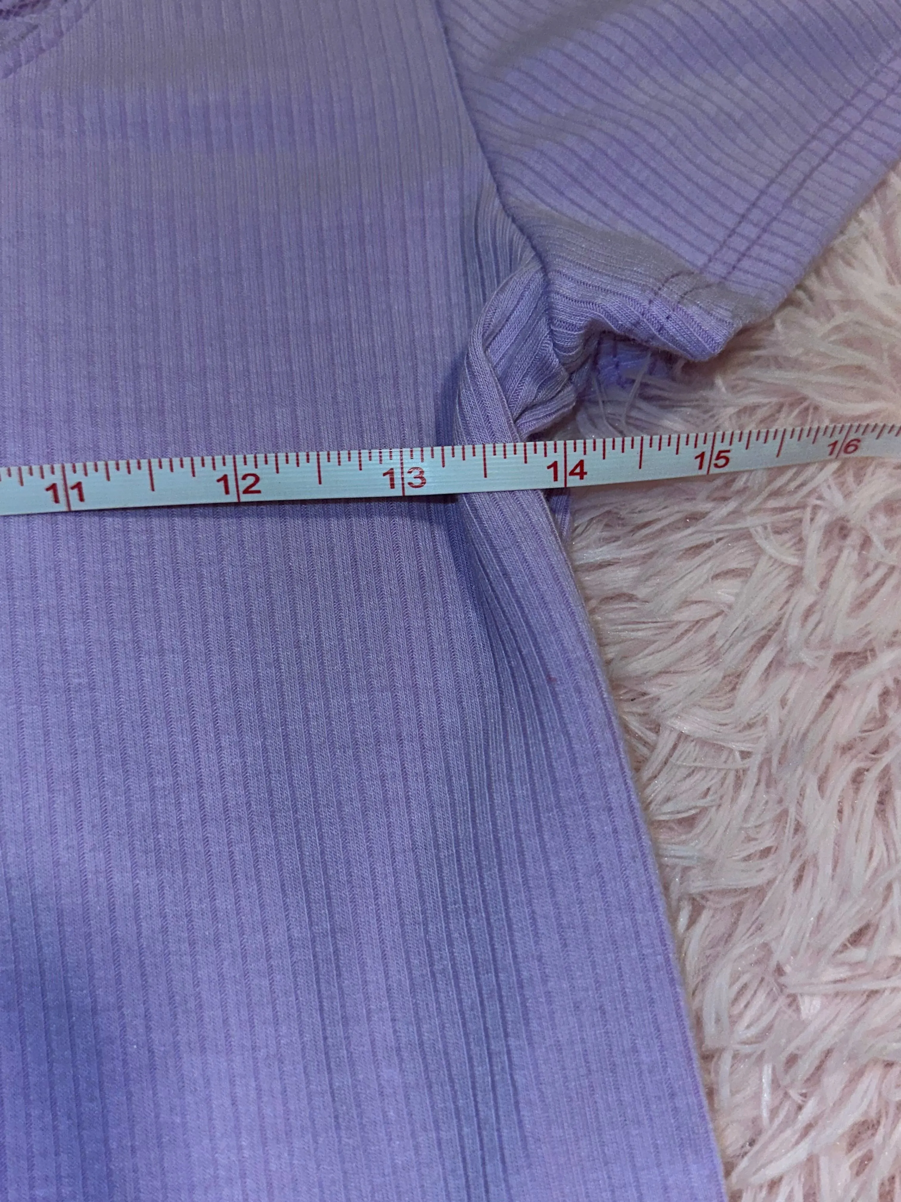 Listing Image Blurred Background