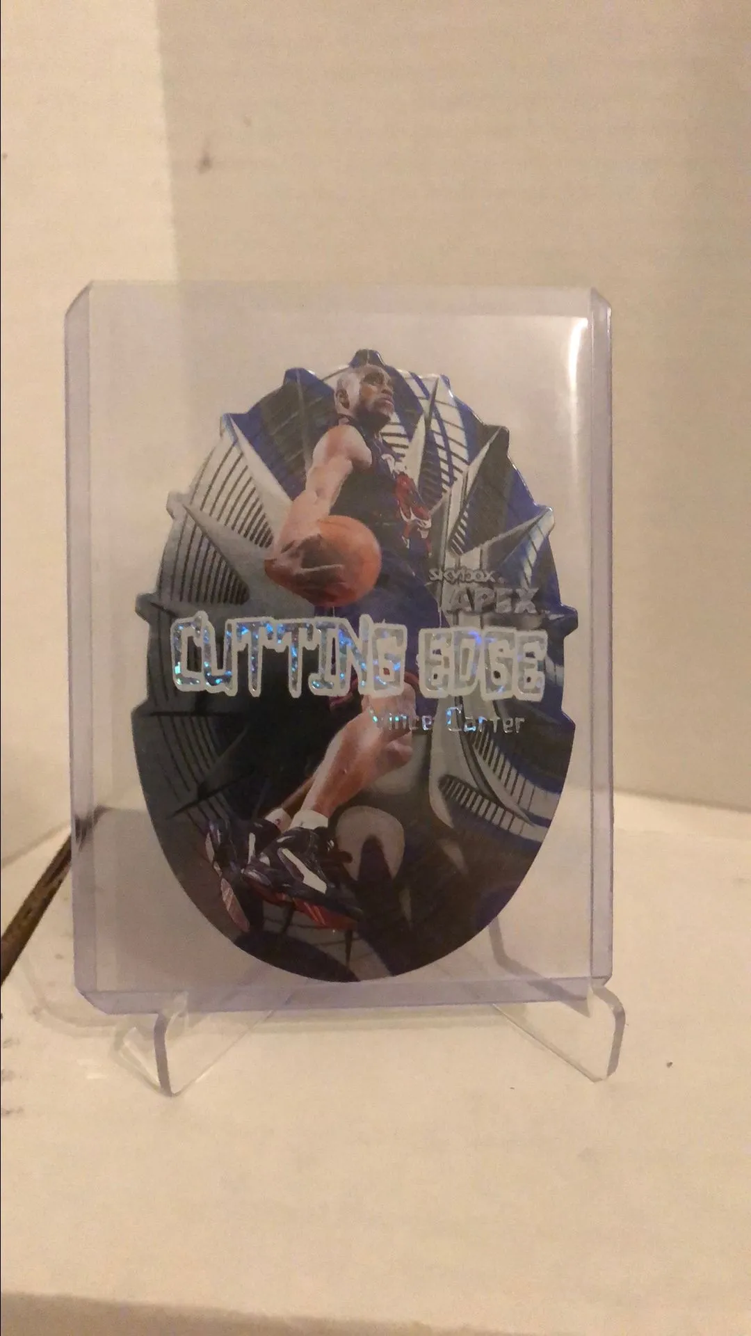 Product image for Vince Carter 1999 Skybox Apex Cutting Edge Diecut SP