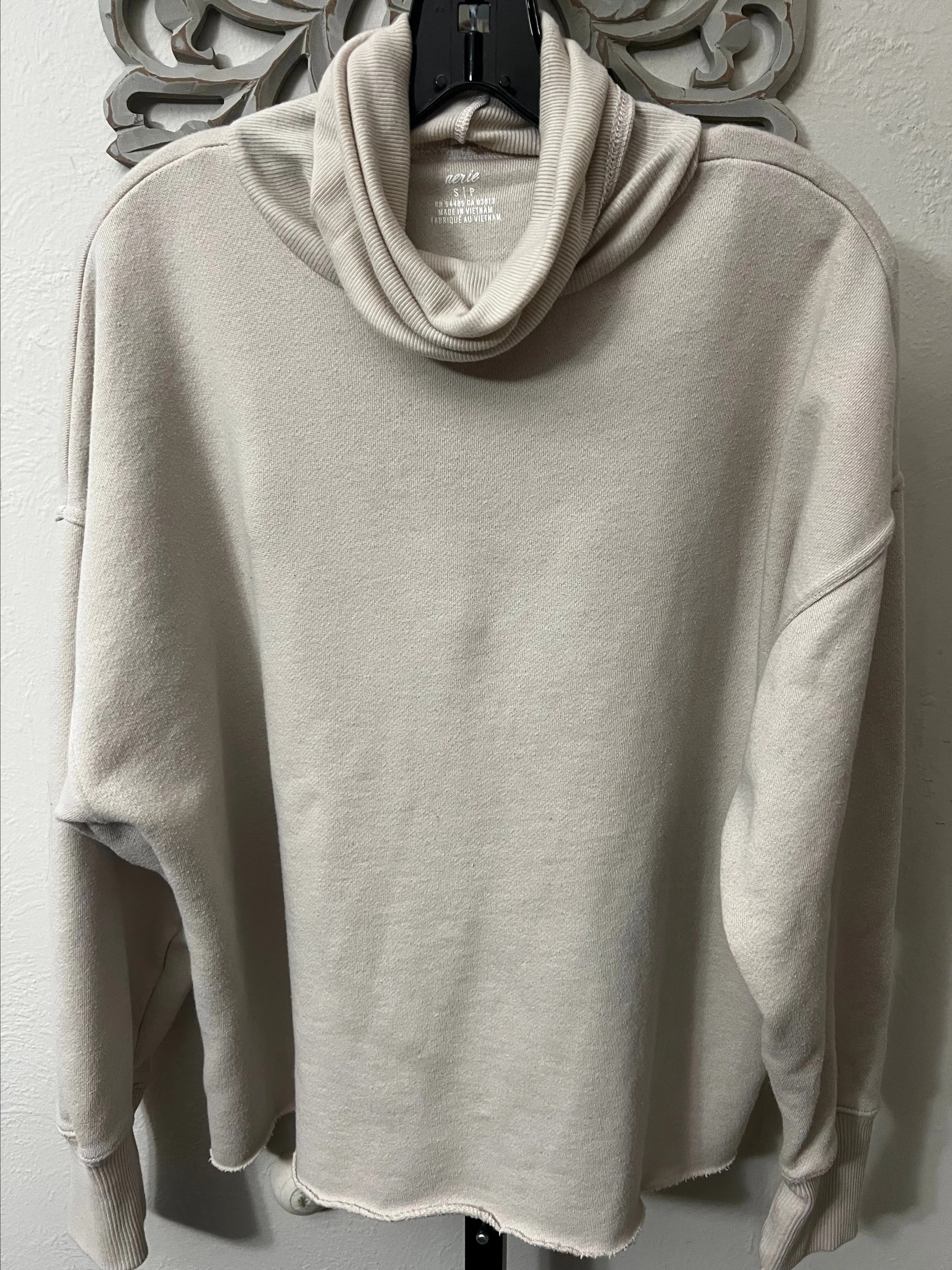 Product image for 18 Aerie turtle neck sweater Small -Medium