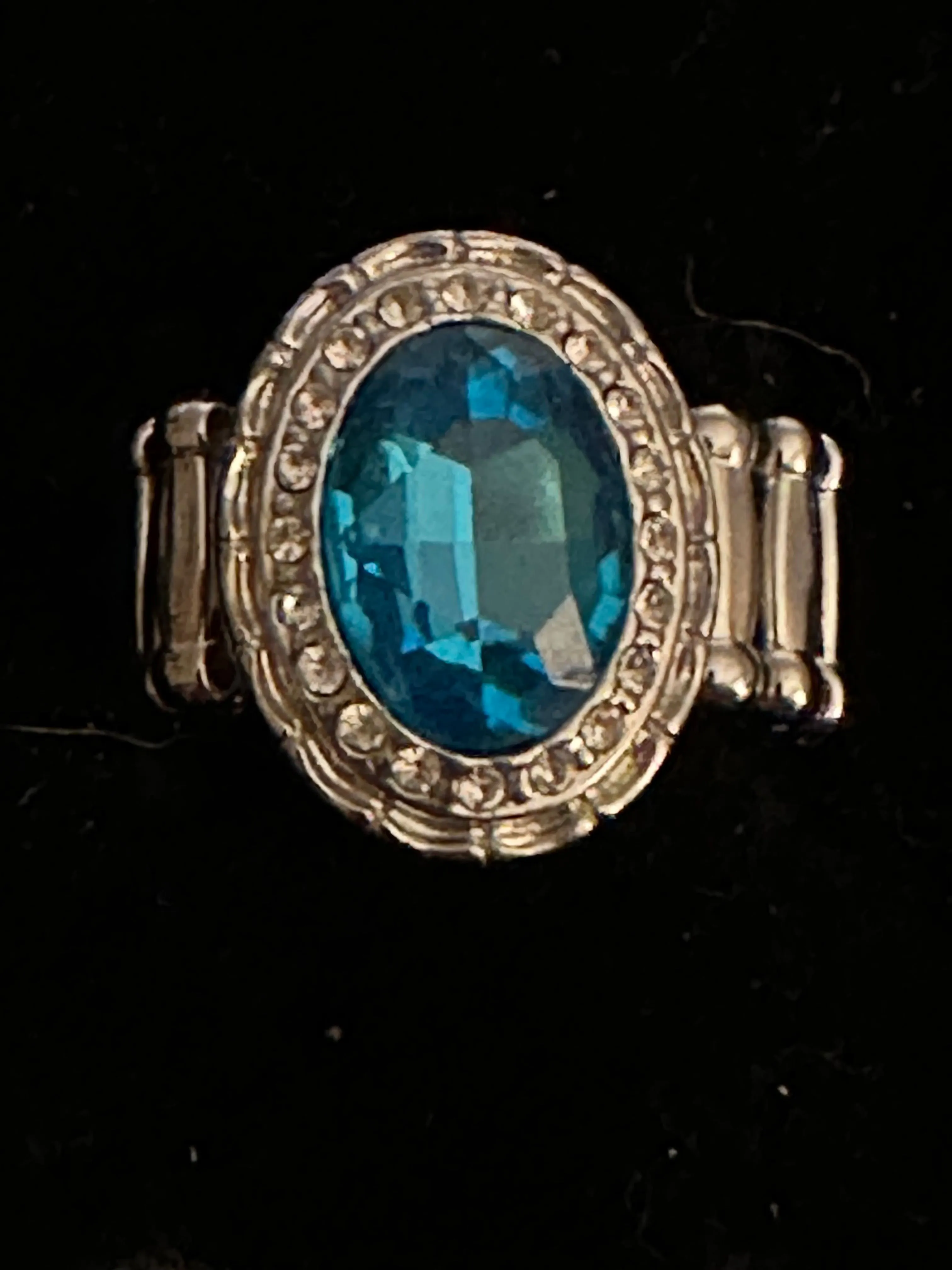 Product image for Paparazzi Blue Stone Stretch Ring