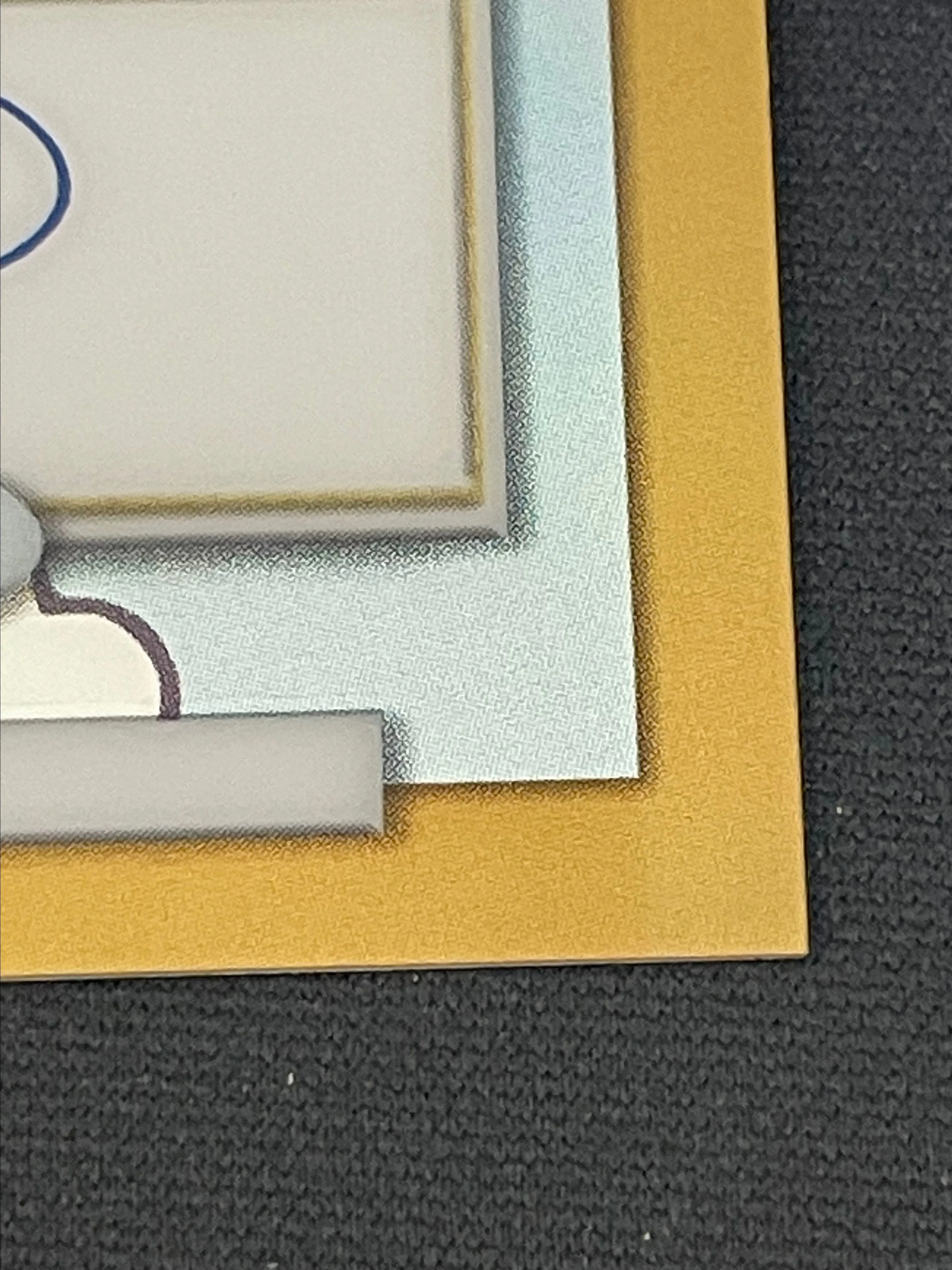 Listing Image Blurred Background
