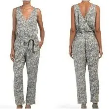 Product image for R123 Anthropologie Cloth & Stone Leopard Surplice Sleeveless Jumpsuit Romper Medium