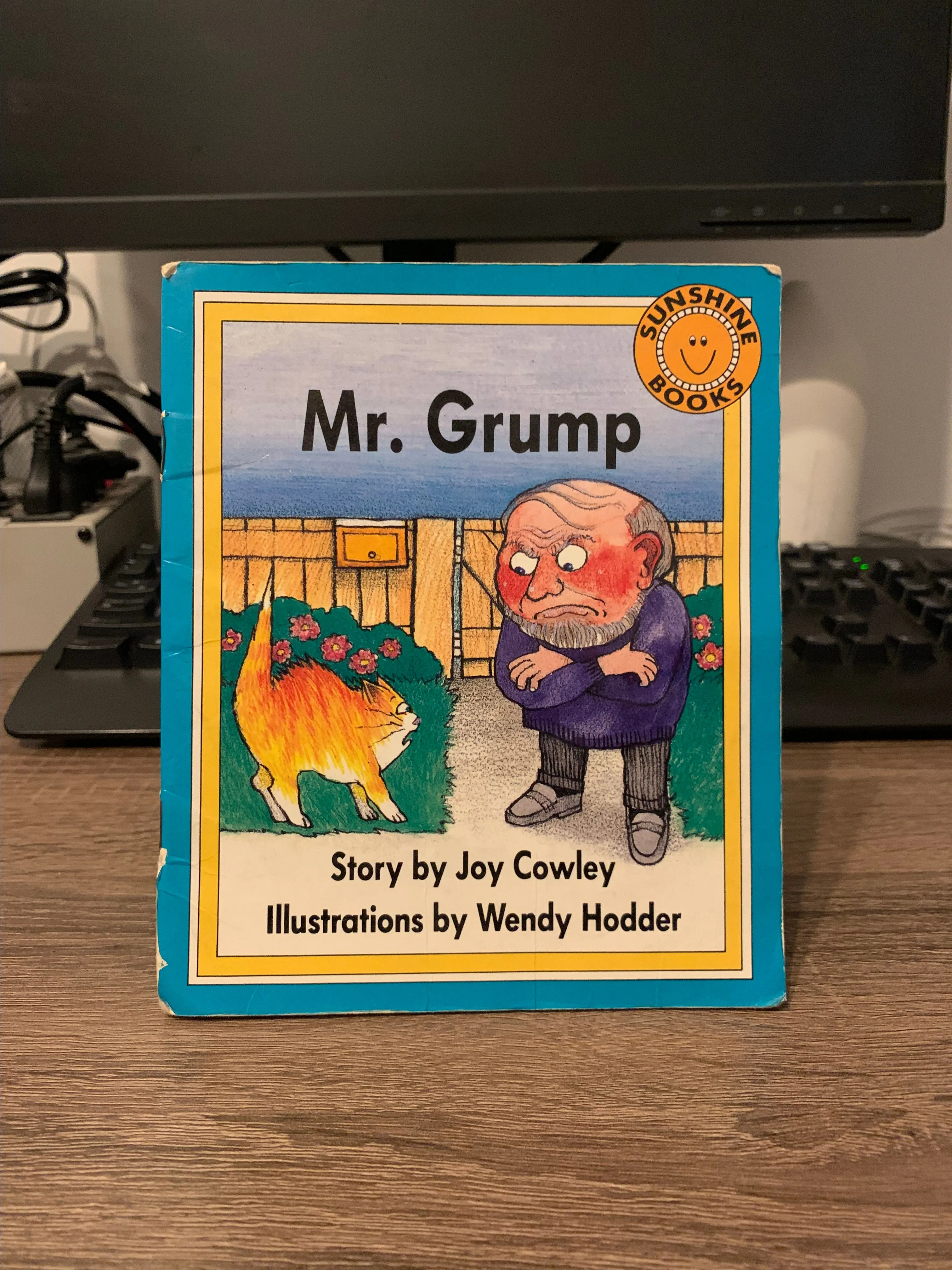 Product image for Mr Grump - Paperback By Joy Cowley - Vintage Childrens Cartoon book