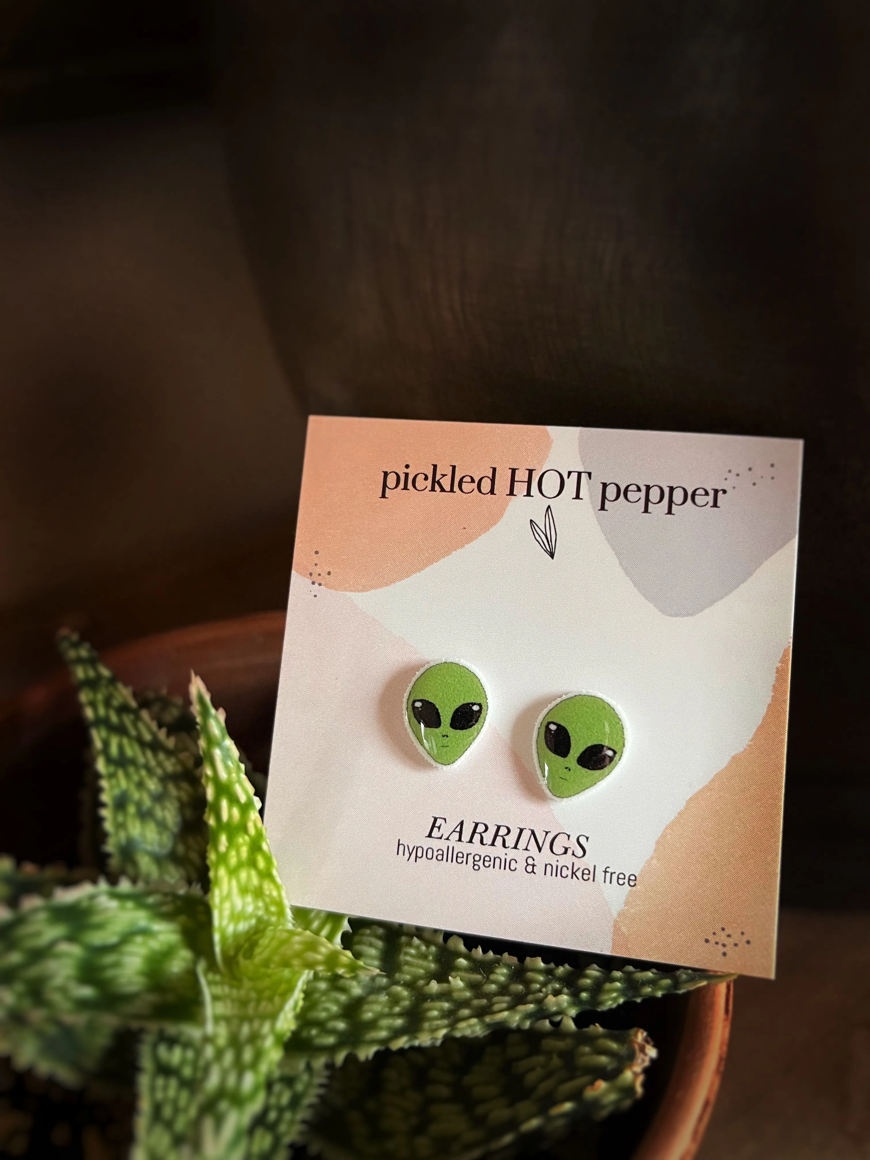 Product image for Green alien from the 90s stud earrings