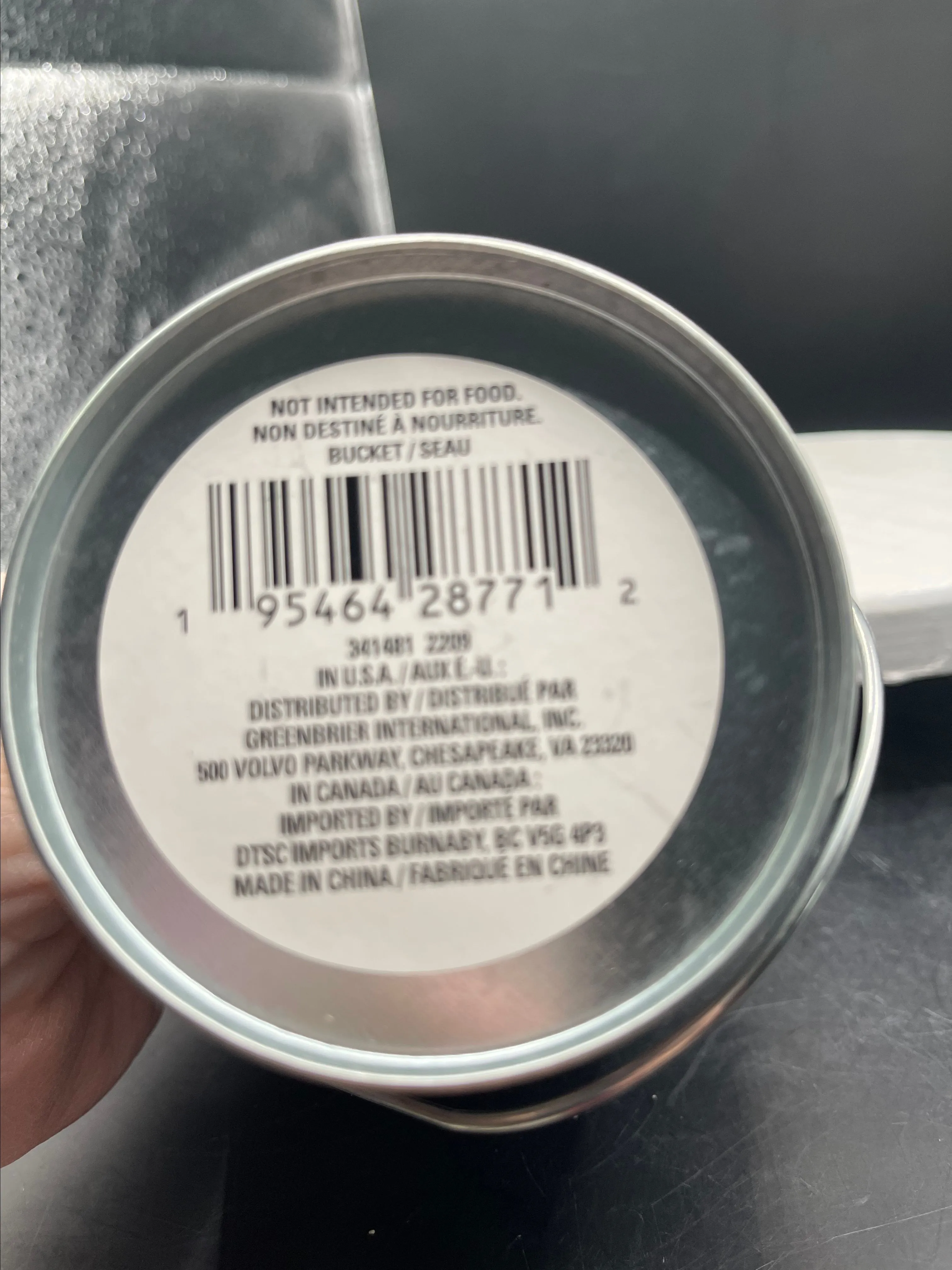 Listing Image Blurred Background