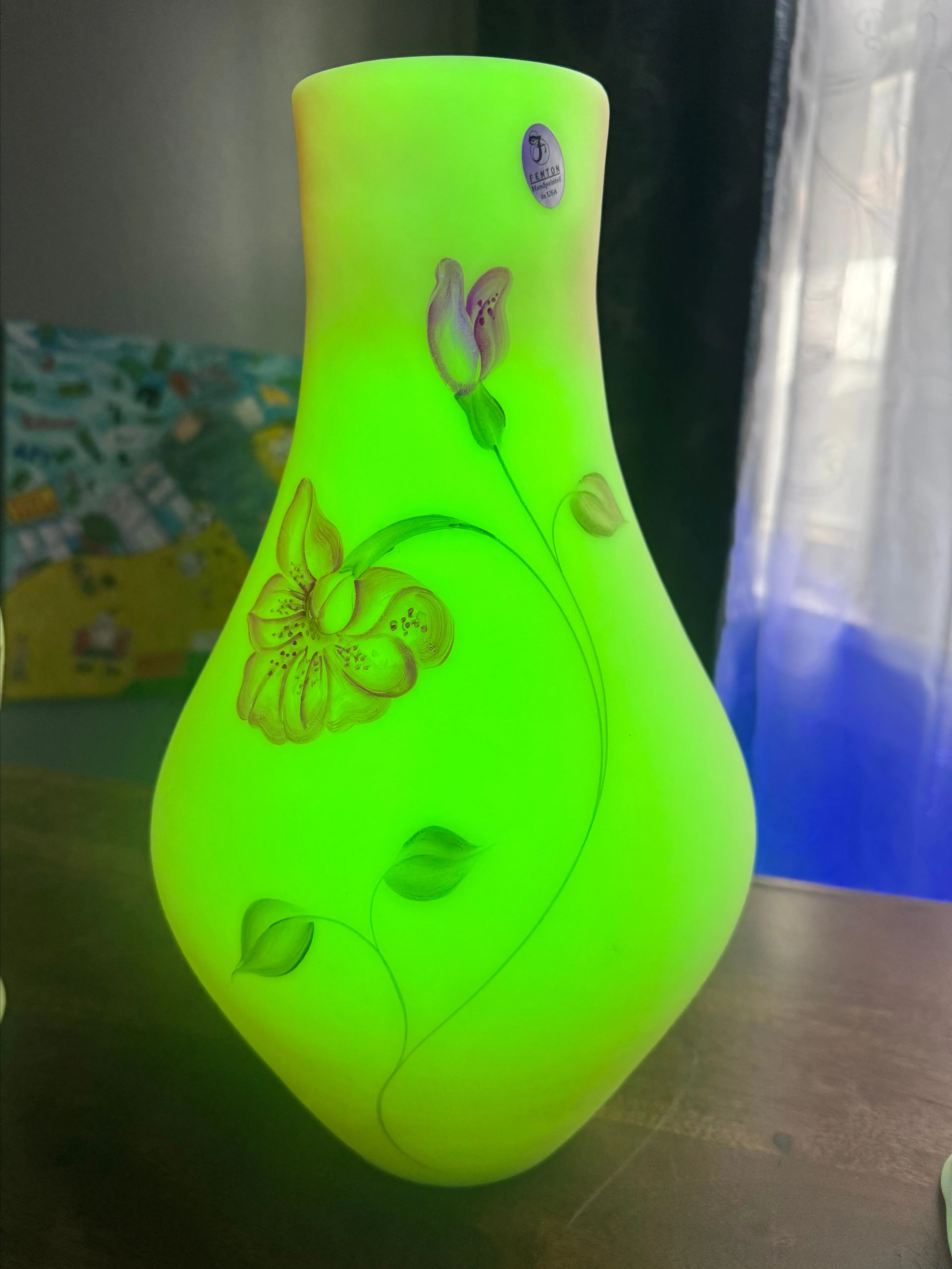 Product image for 13" Huge Rare LE Fenton 4194 JV - 2006 Horizon "Floral Breeze on Burmese" Uranium Glass Signed & numbered: 577/950
