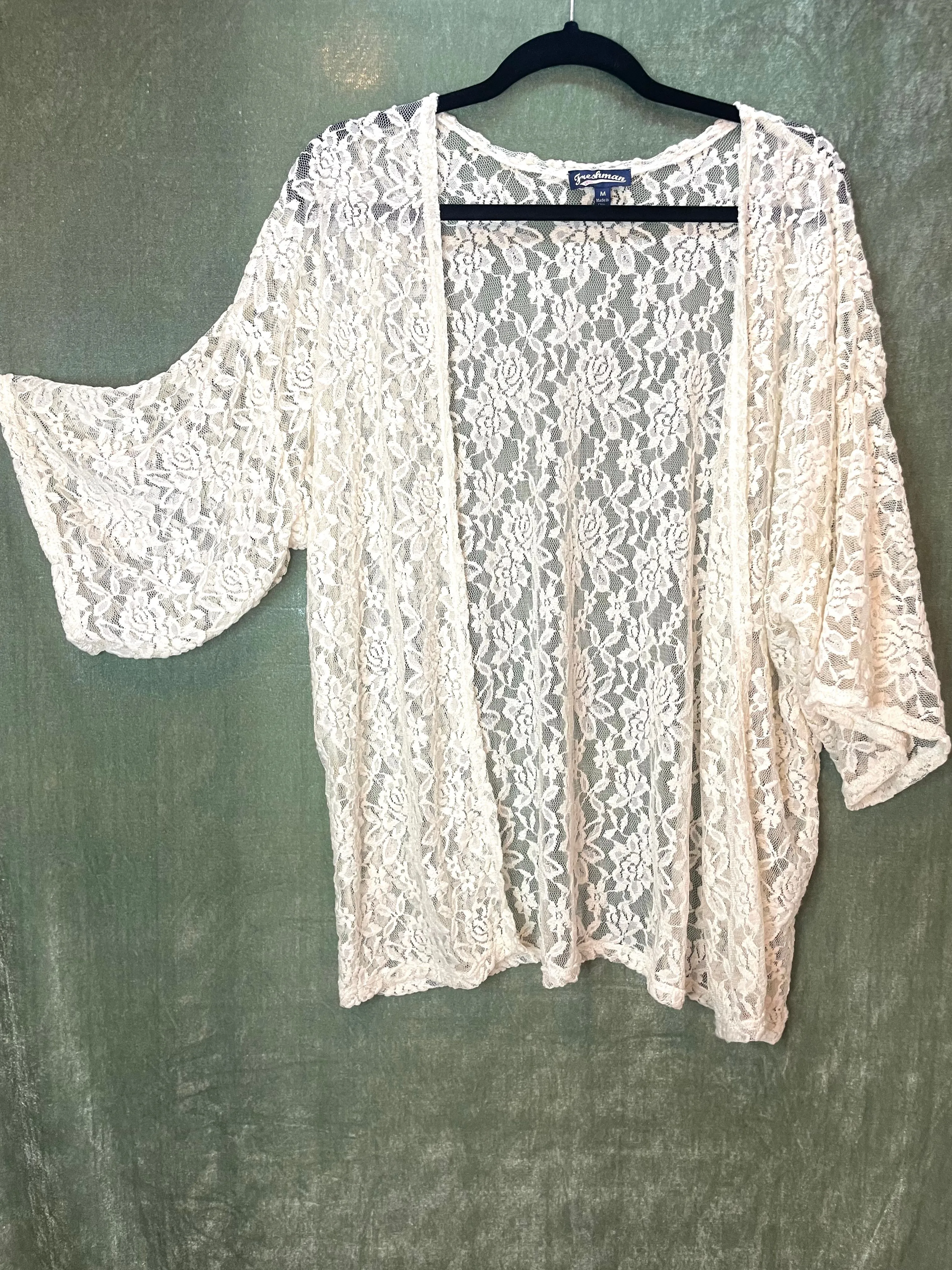 Product image for Freshman 1996, Cream Lace Kimono, Sz M #A21