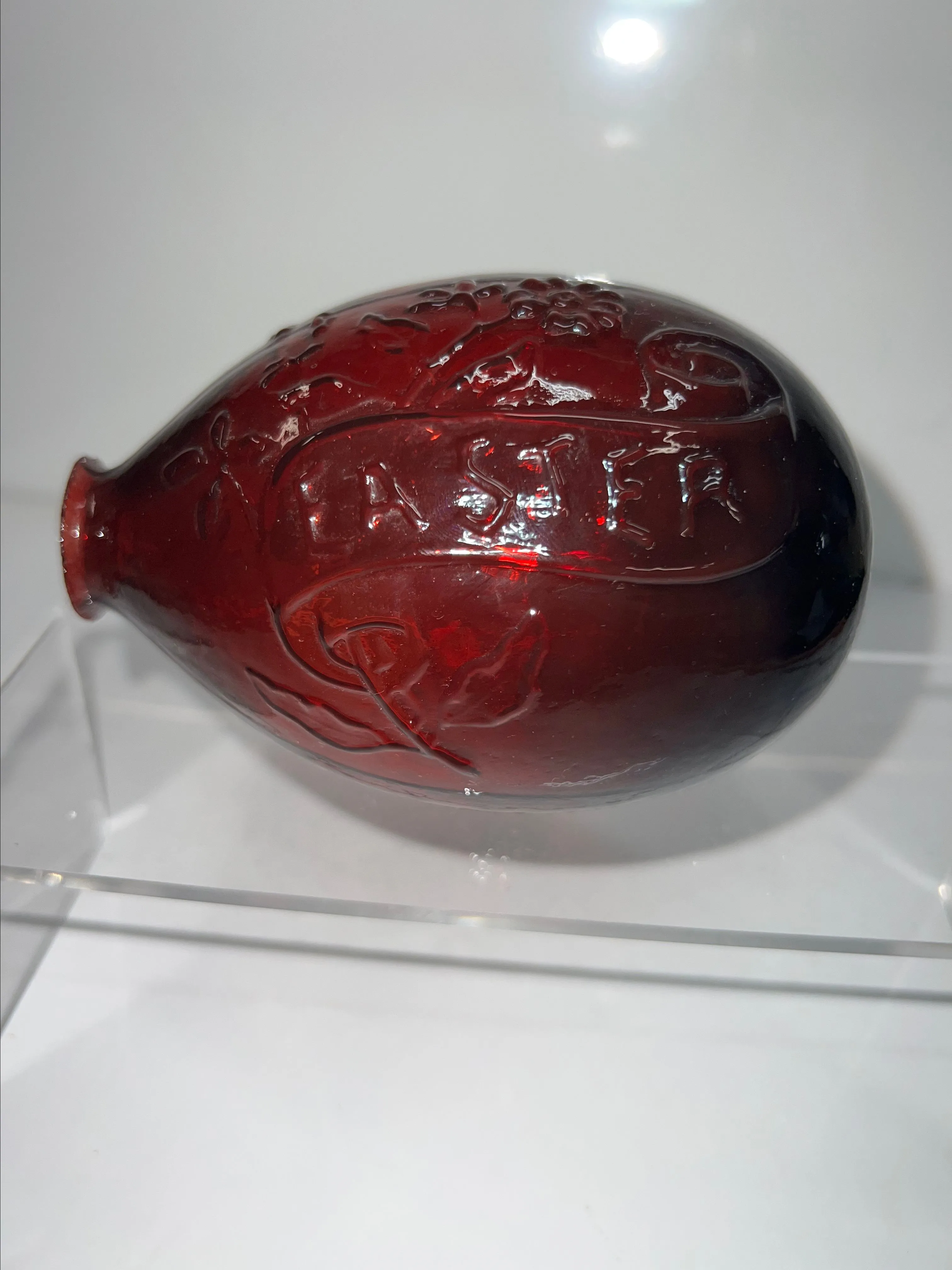Product image for 0719 Signed Wheaton Glass “Easter” Egg, Signed by Artist Frank Stubbins