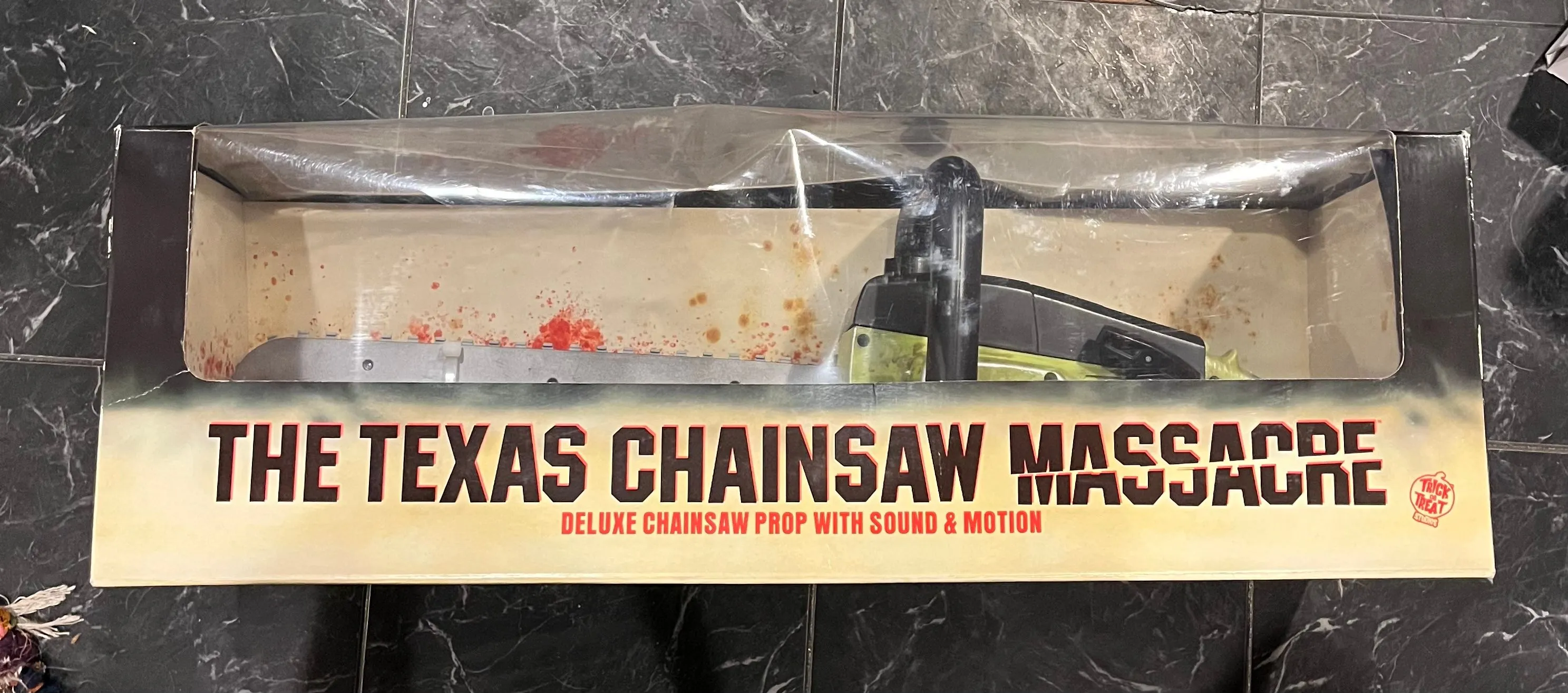 Product image for Trick Or Treat Studios 30' Texas Chainsaw Massacre Prop Replica Chainsaw(1974)
