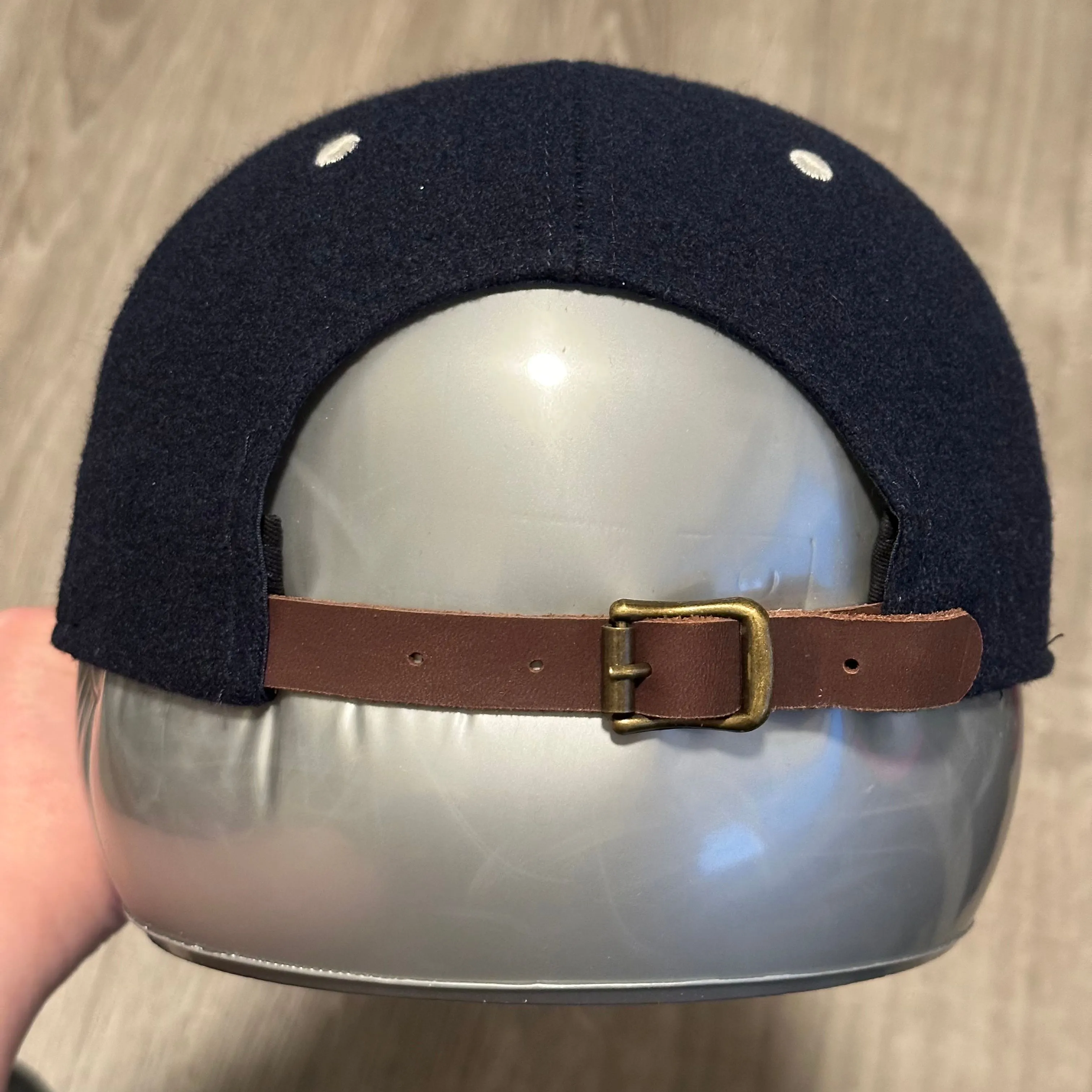 Listing Image Blurred Background