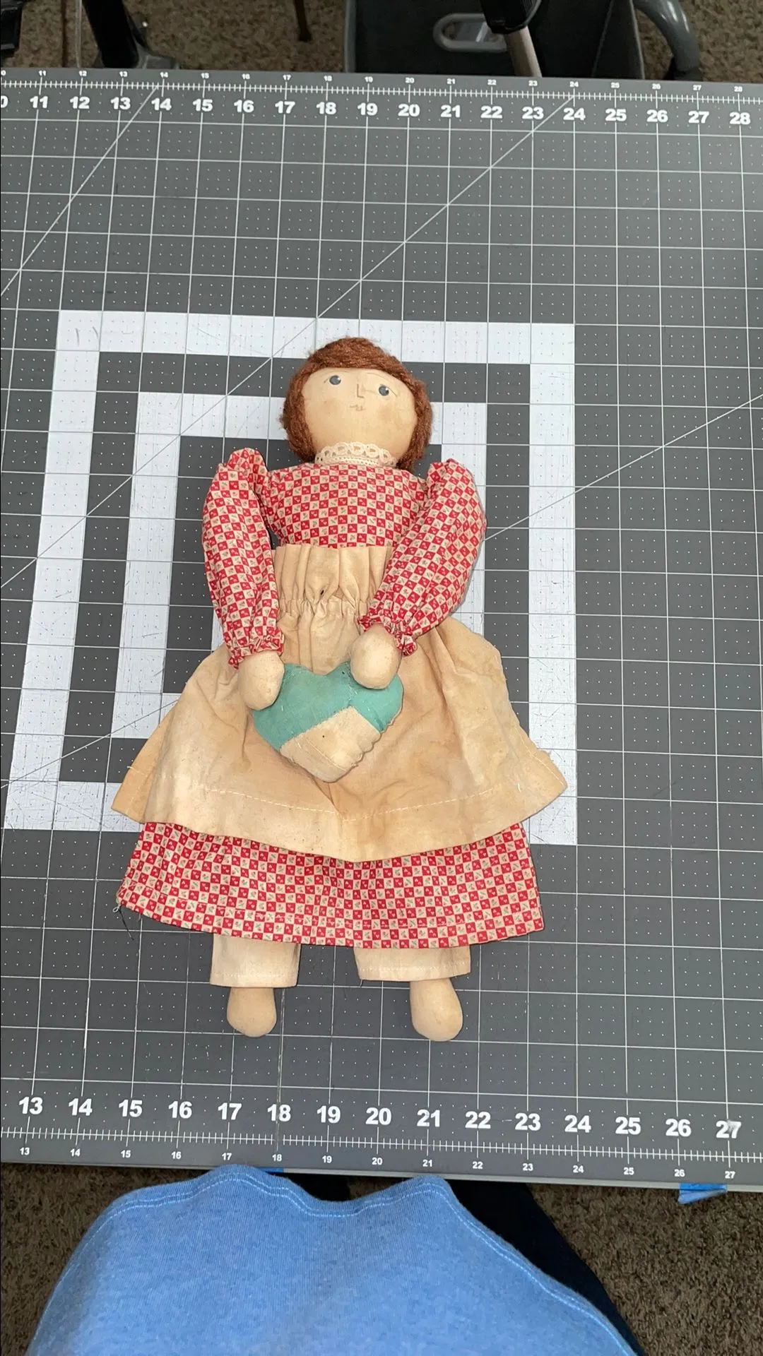 Product image for B01P2 Primitive Style Vintage Rag doll, 9 x 15