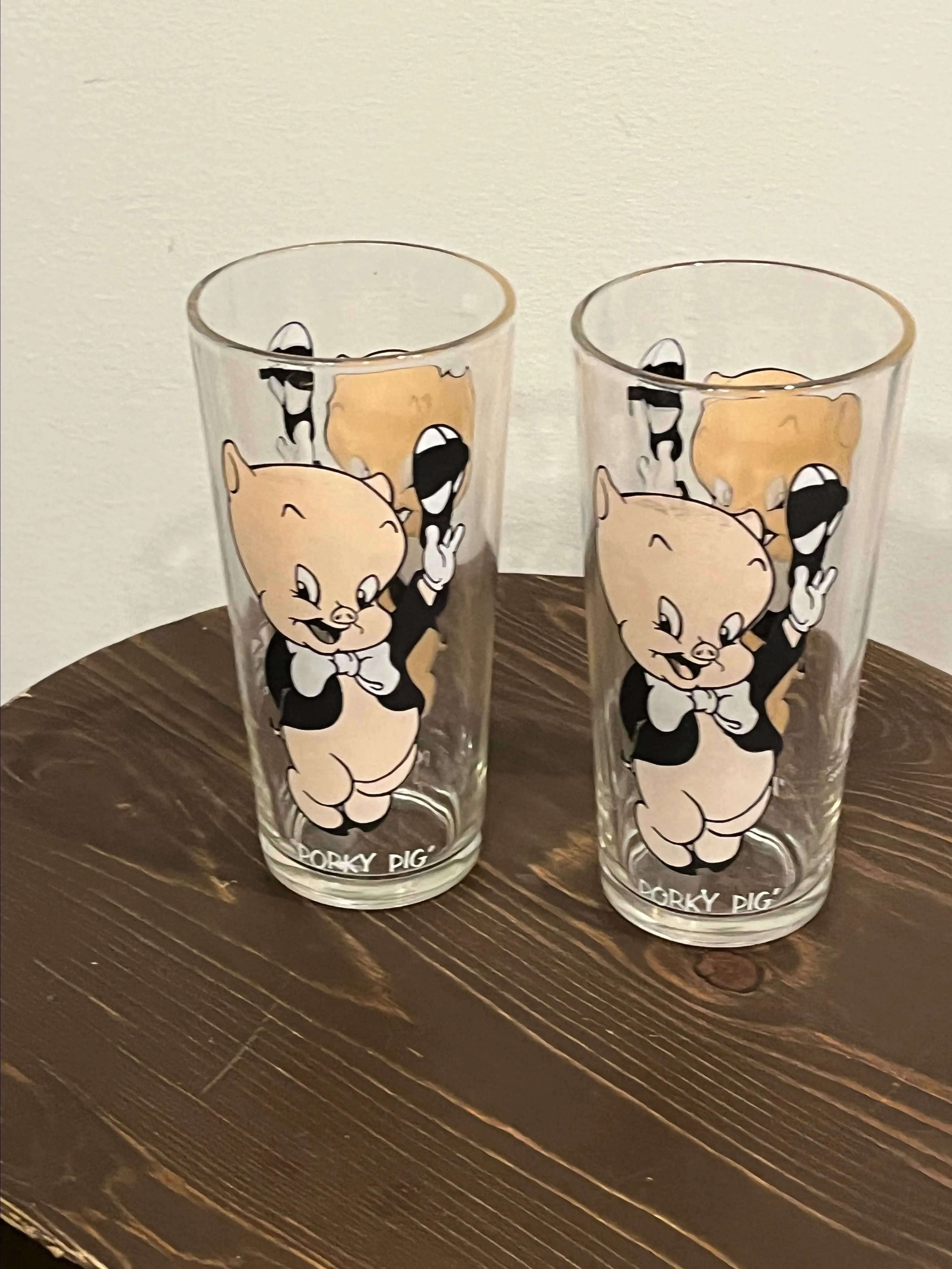Product image for Looney Tunes Pepsi Glasses Porky Pig