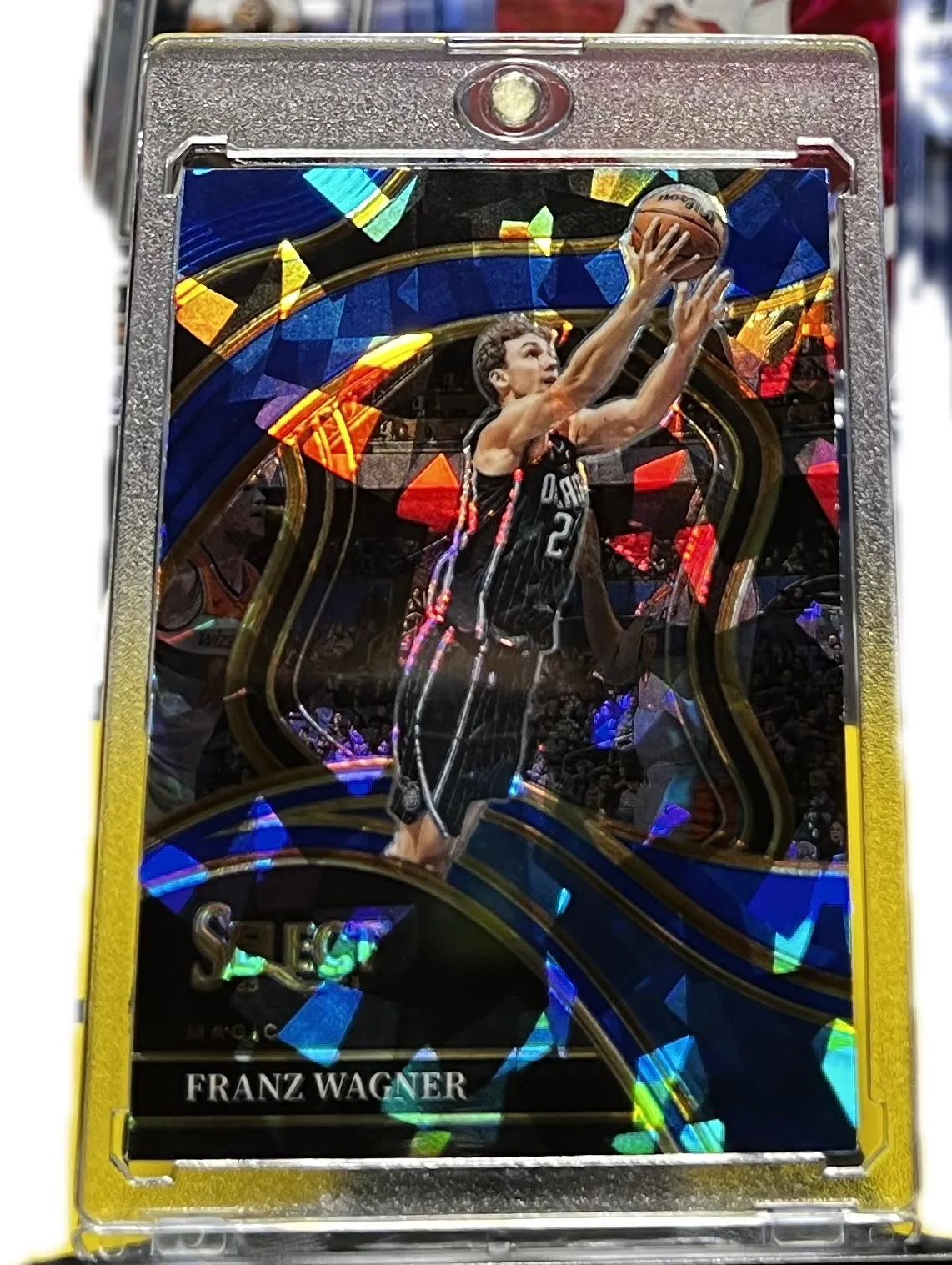 Product image for Franz Wagner 2023-24 Panini Select COURTSIDE CRACKED ICE PRIZM (No. 217)