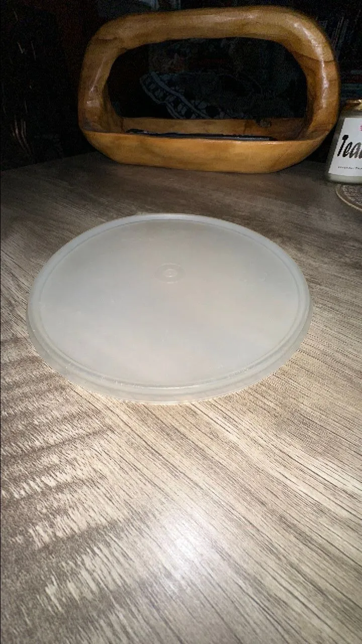 Product image for Vintage Tupperware Round Clear Lid