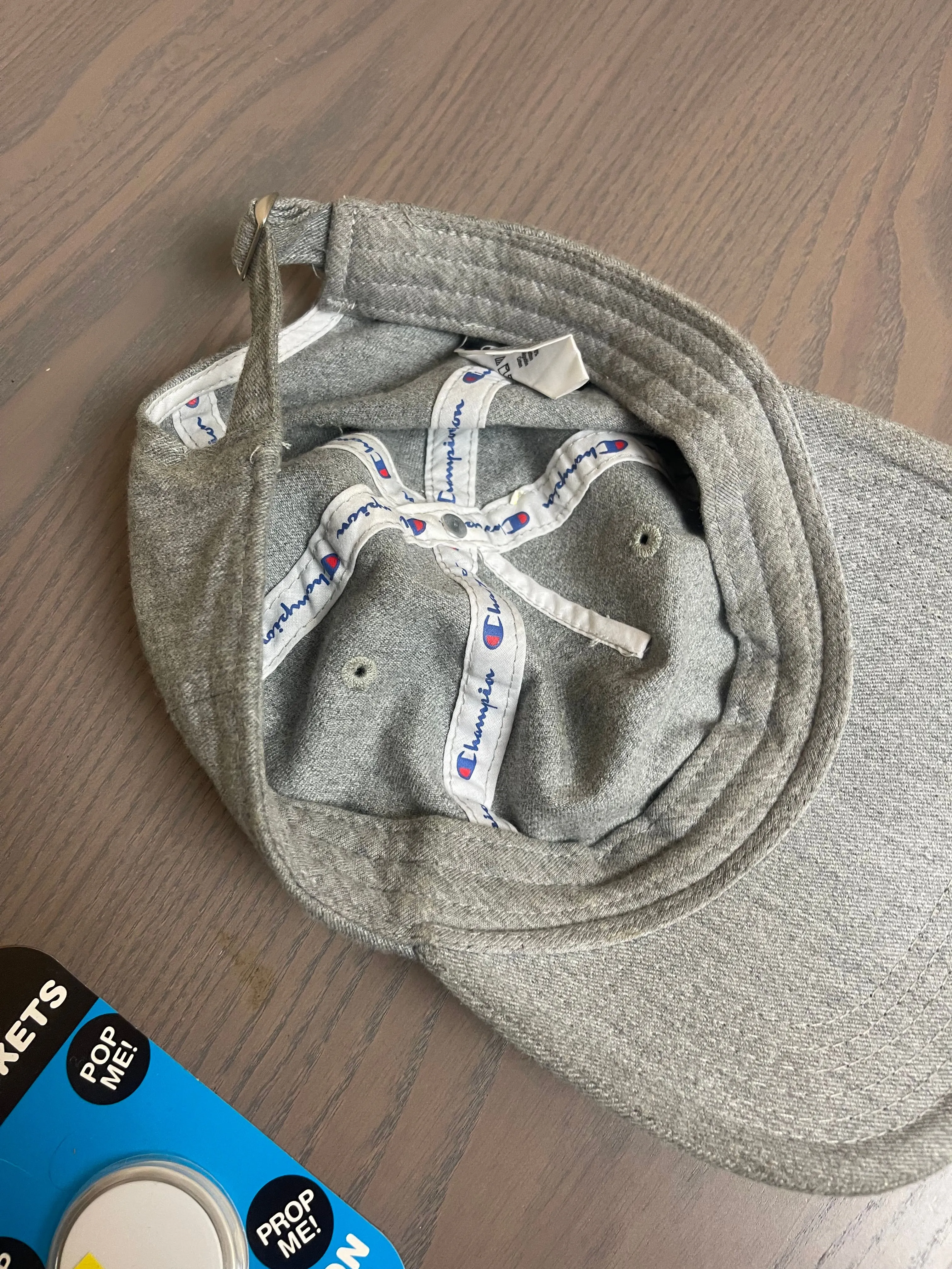 Listing Image Blurred Background