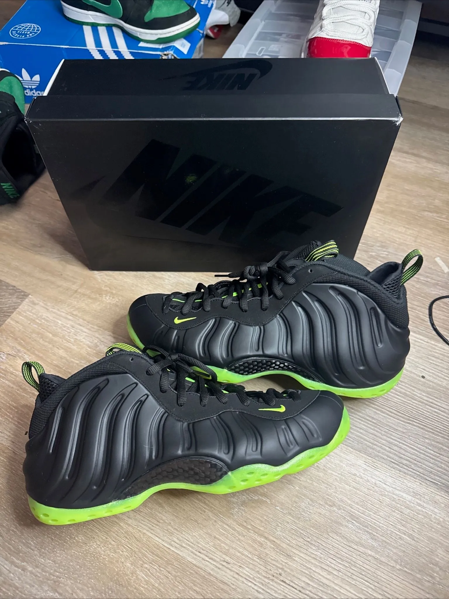 Product image for AIR FOAMPOSITE ONE BLACK VOLT SIZE 13