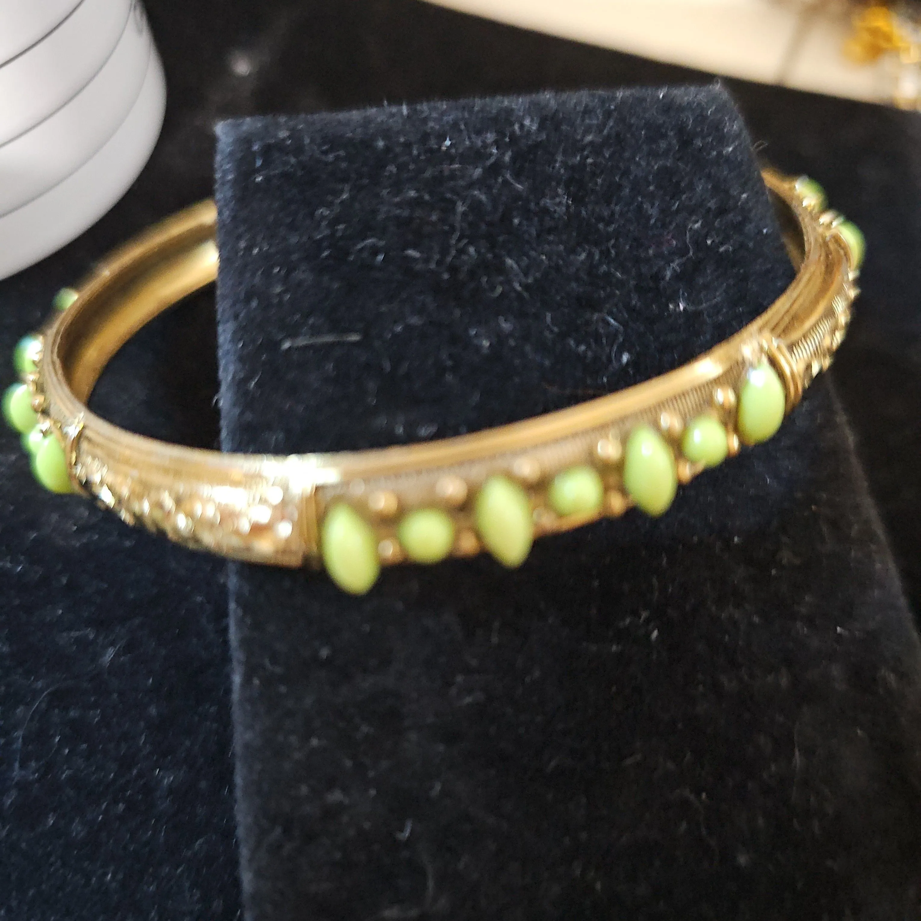 Product image for lime green Goldtone bracelet 